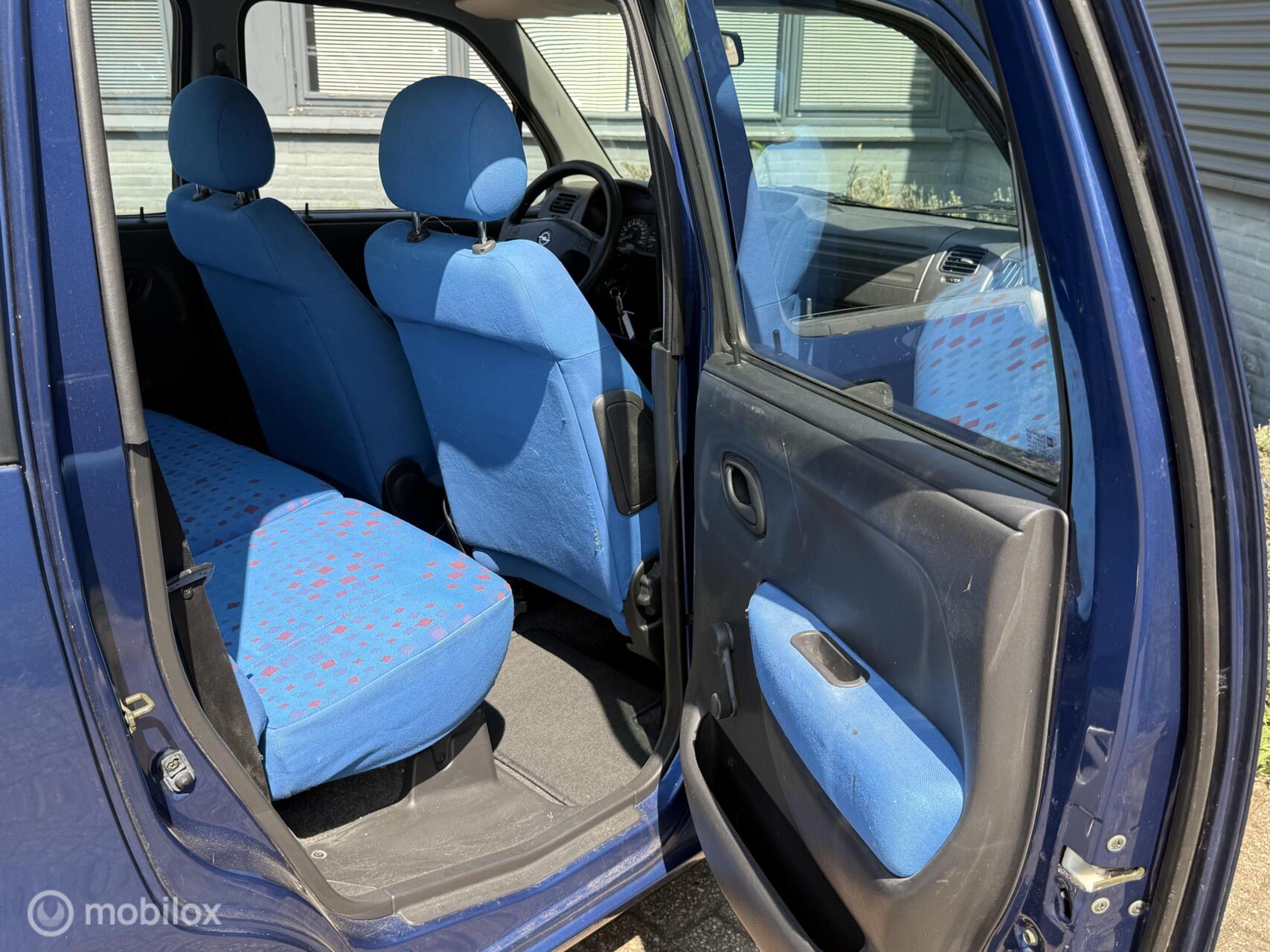 Foto van Opel Agila