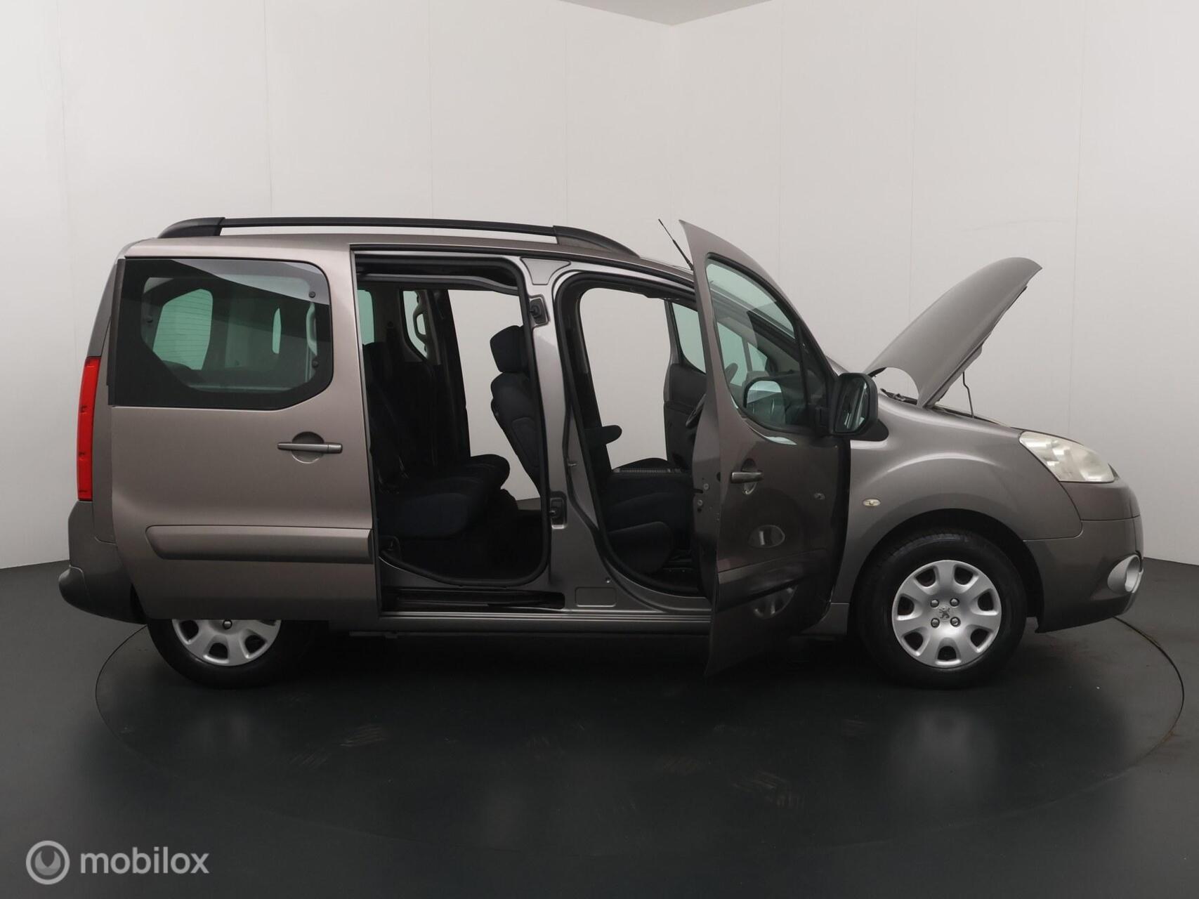 Foto van Peugeot Partner