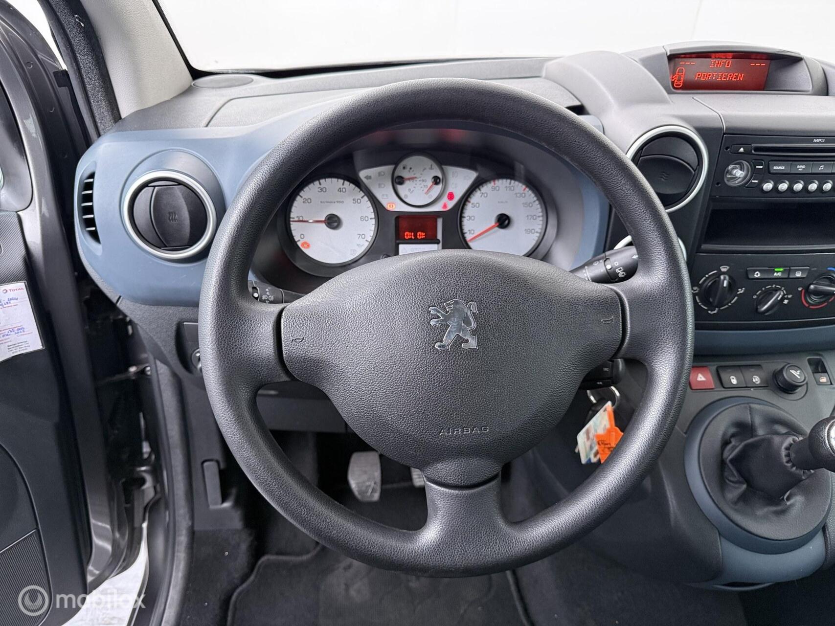 Foto van Peugeot Partner