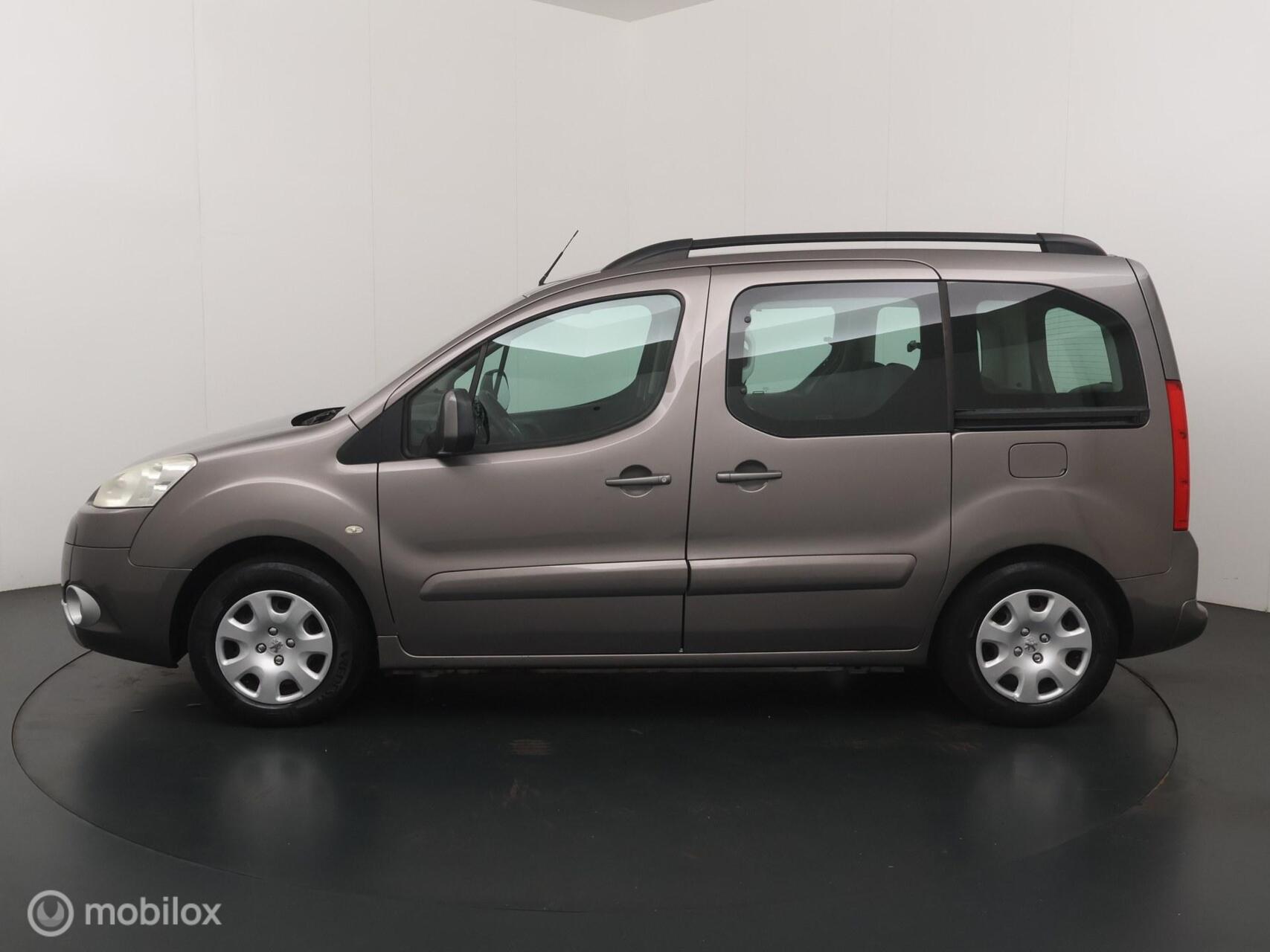 Foto van Peugeot Partner