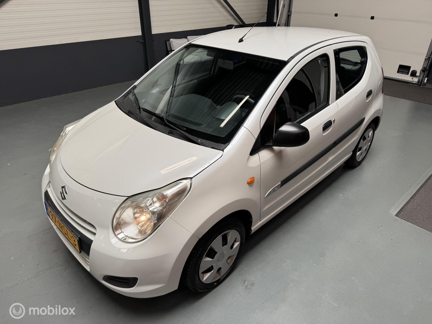 Foto van Suzuki Alto