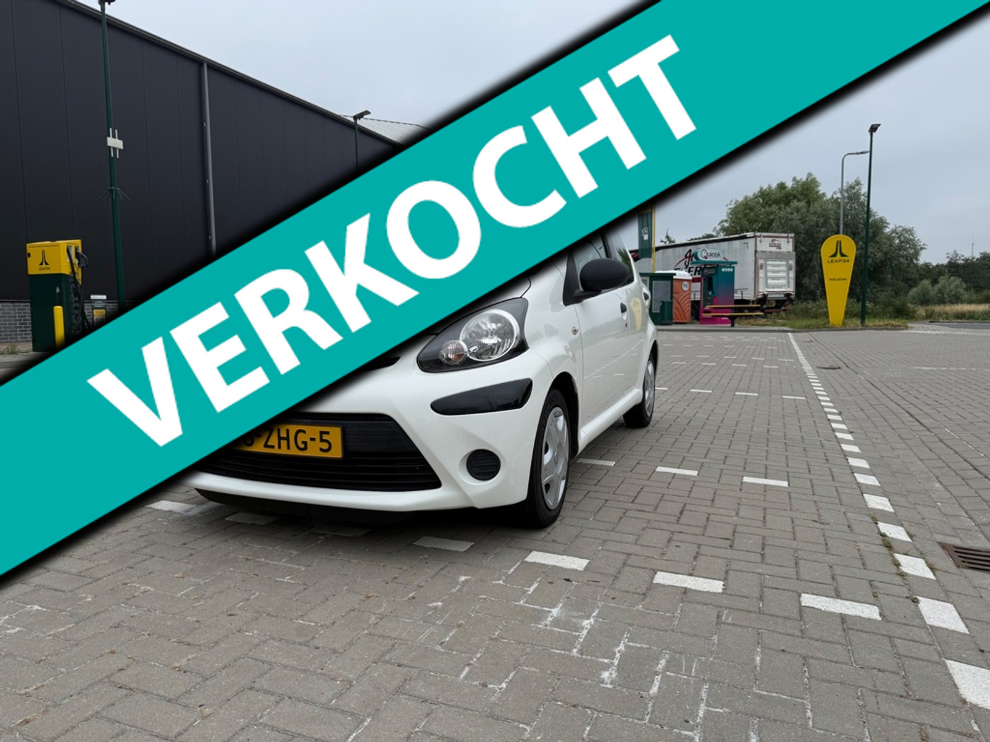Toyota Toyota Aygo 1.0 VVT-i Comfort 2012 - voorkant