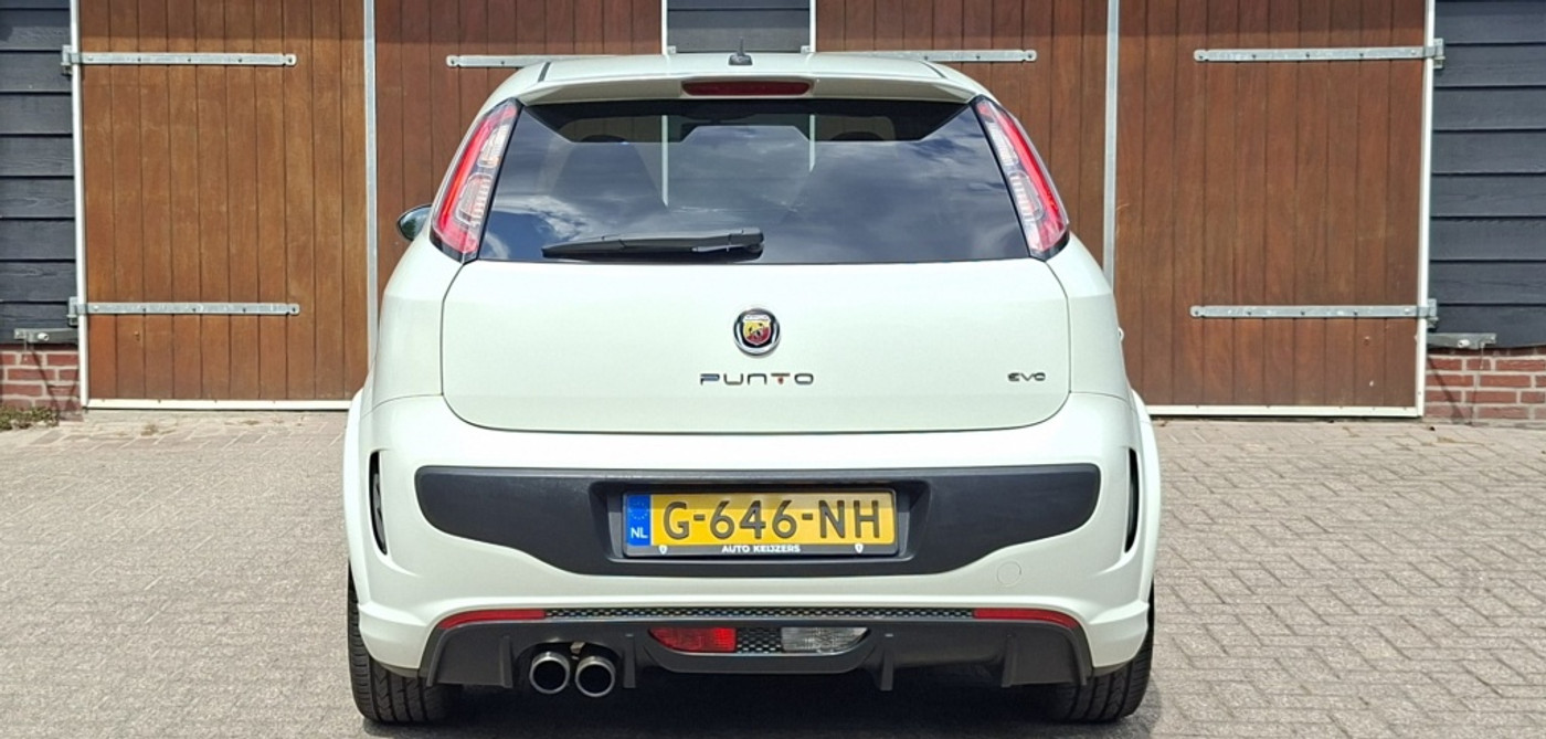 Foto van Fiat Punto Abarth