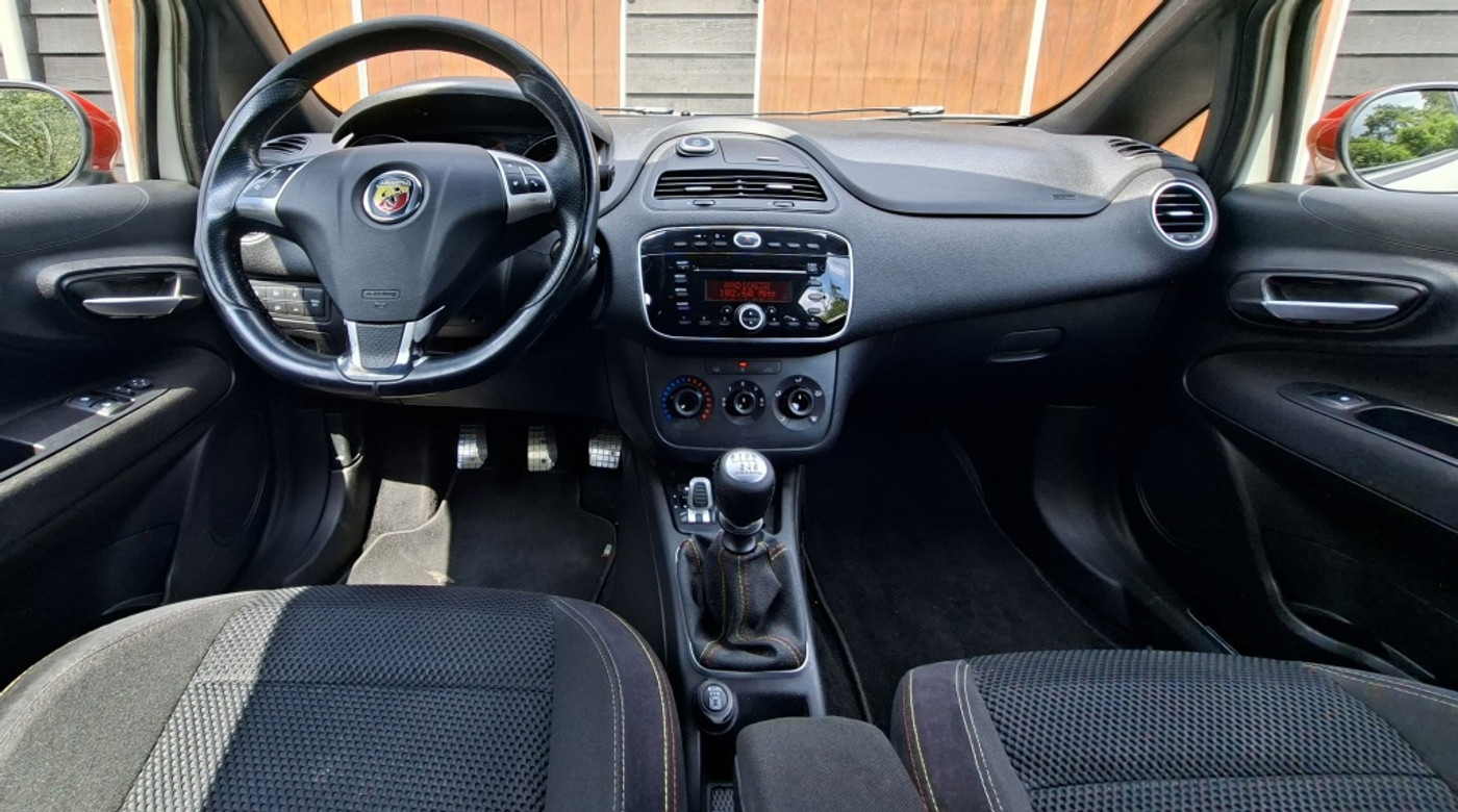 Foto van Fiat Punto Abarth