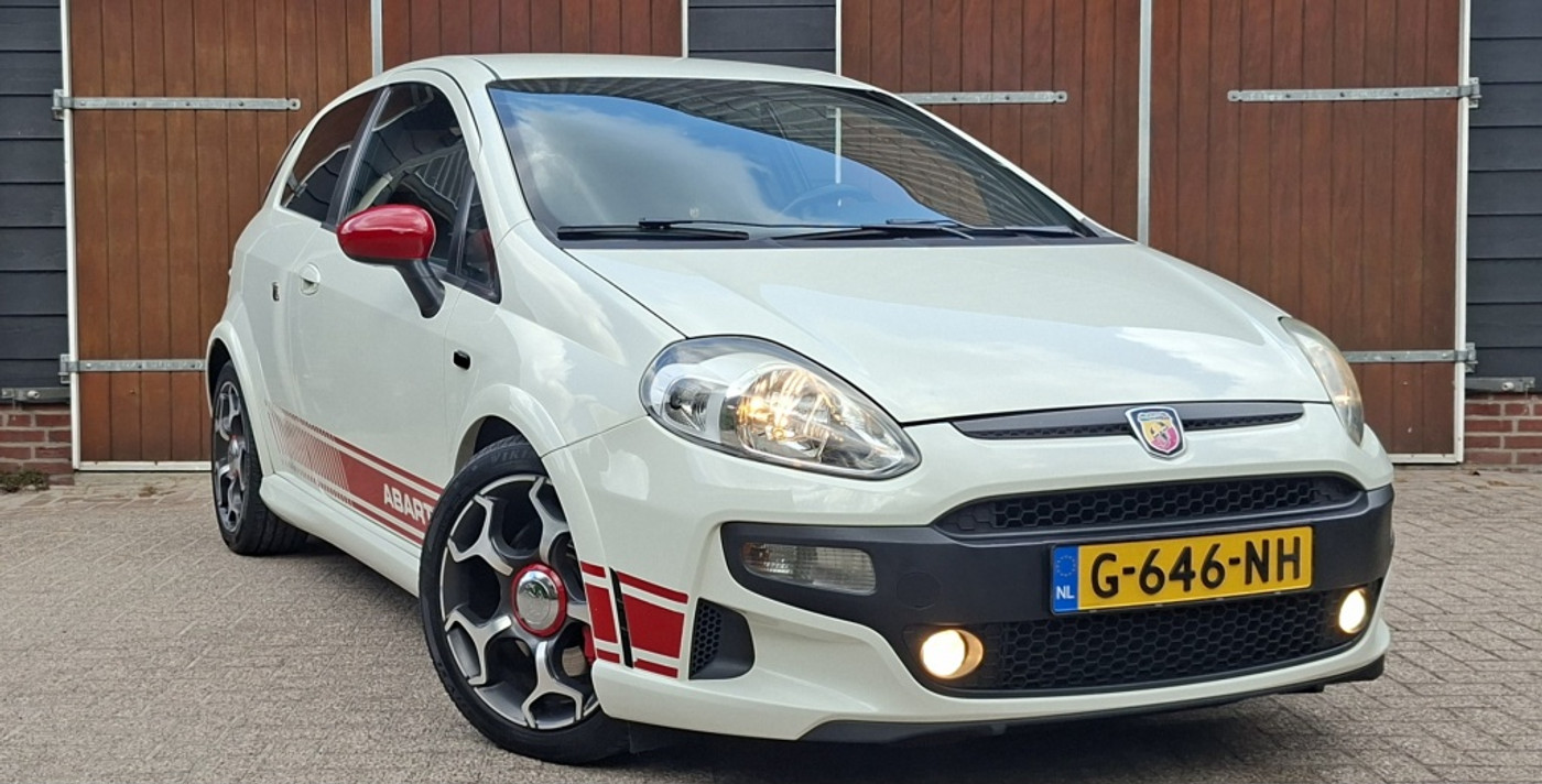 Fiat Punto Abarth 1.4-16V | 160 PK! | Stoere auto | Distributie vervangen | Historie aanwezig 2011 - voorkant