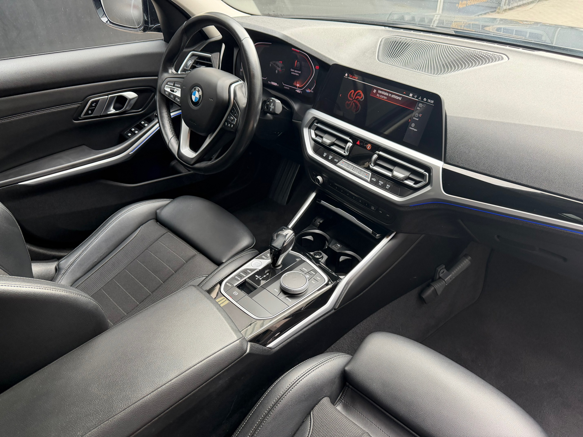 Foto van BMW 320i