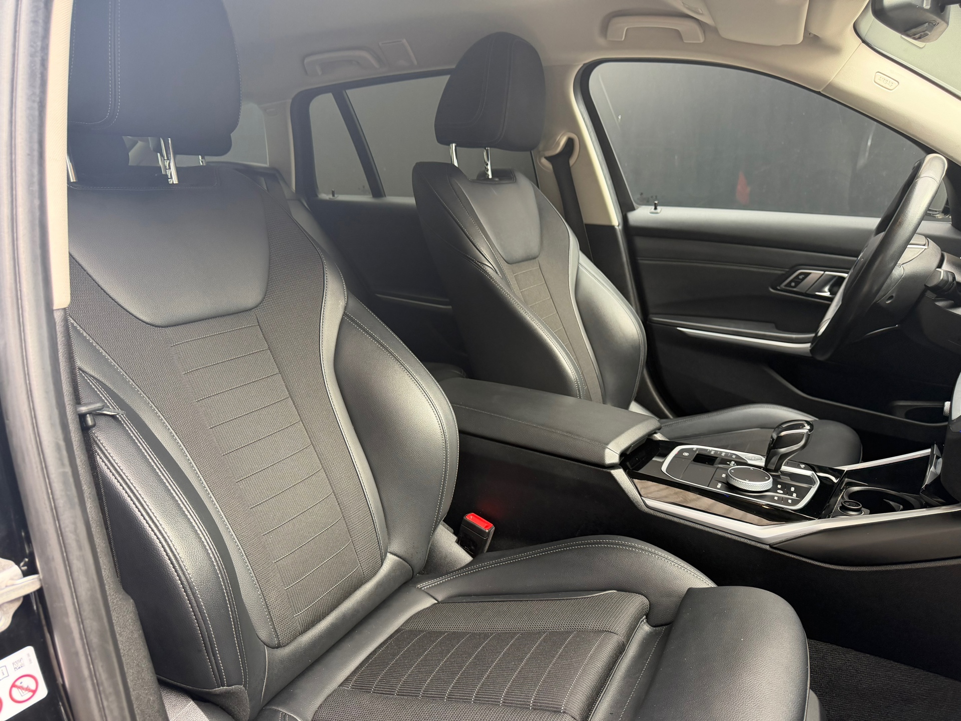 Foto van BMW 320i