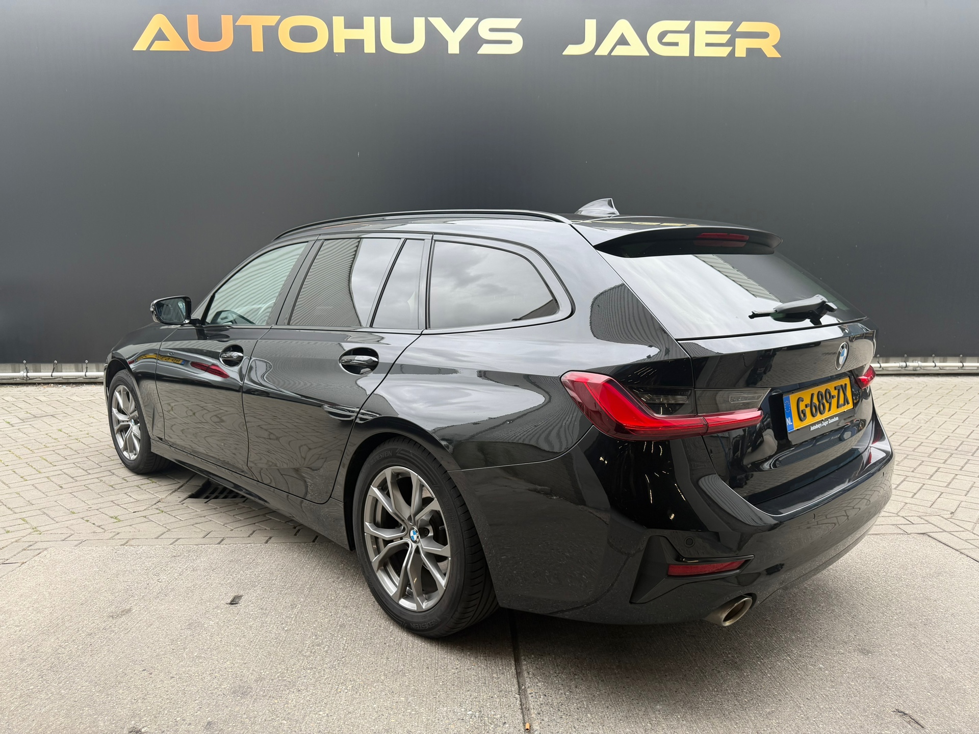 Foto van BMW 320i