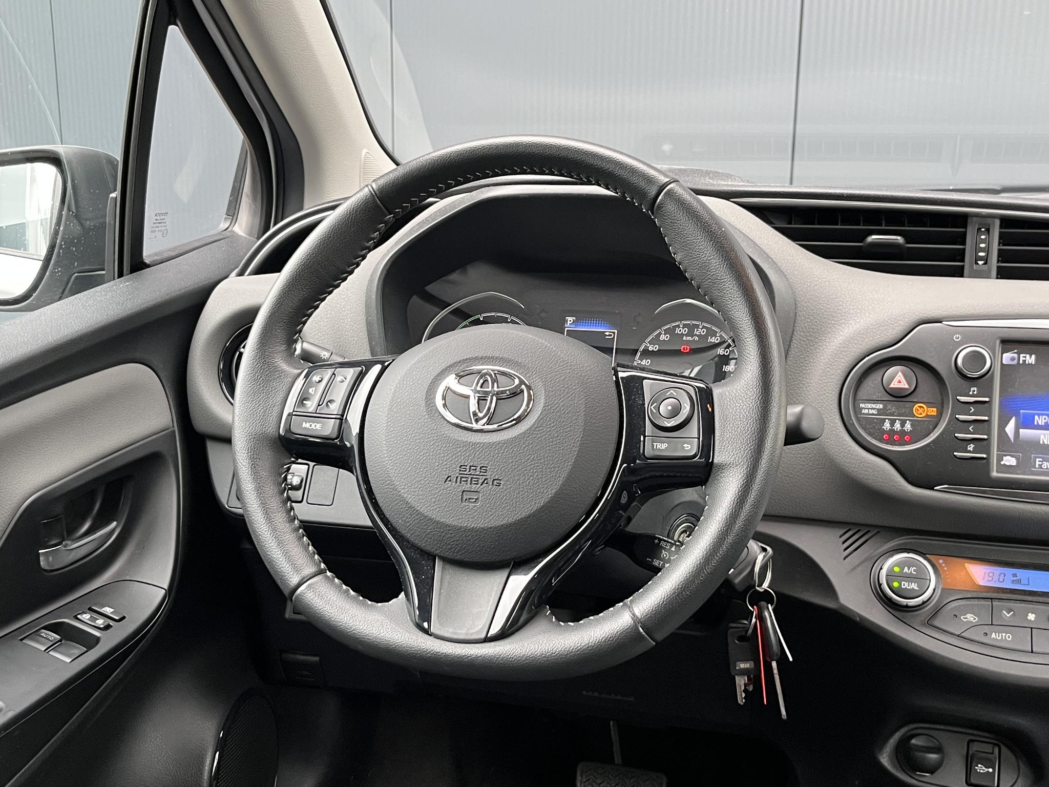 Foto van Toyota Toyota Yaris Hybrid