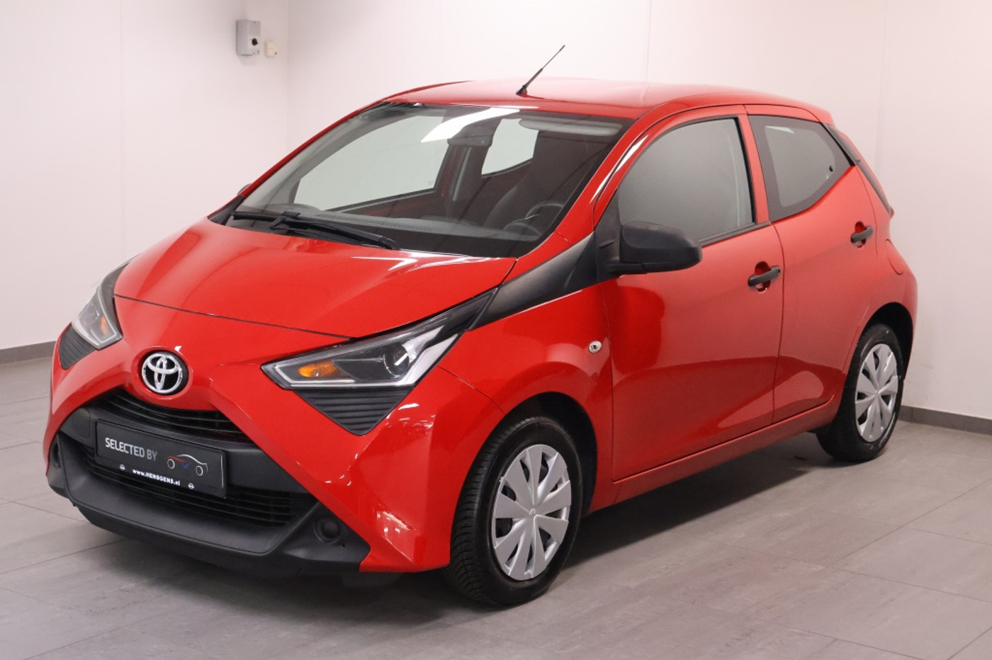 Toyota Toyota Aygo 1.0 VVT-i x-fun | Airco! 2020 - voorkant