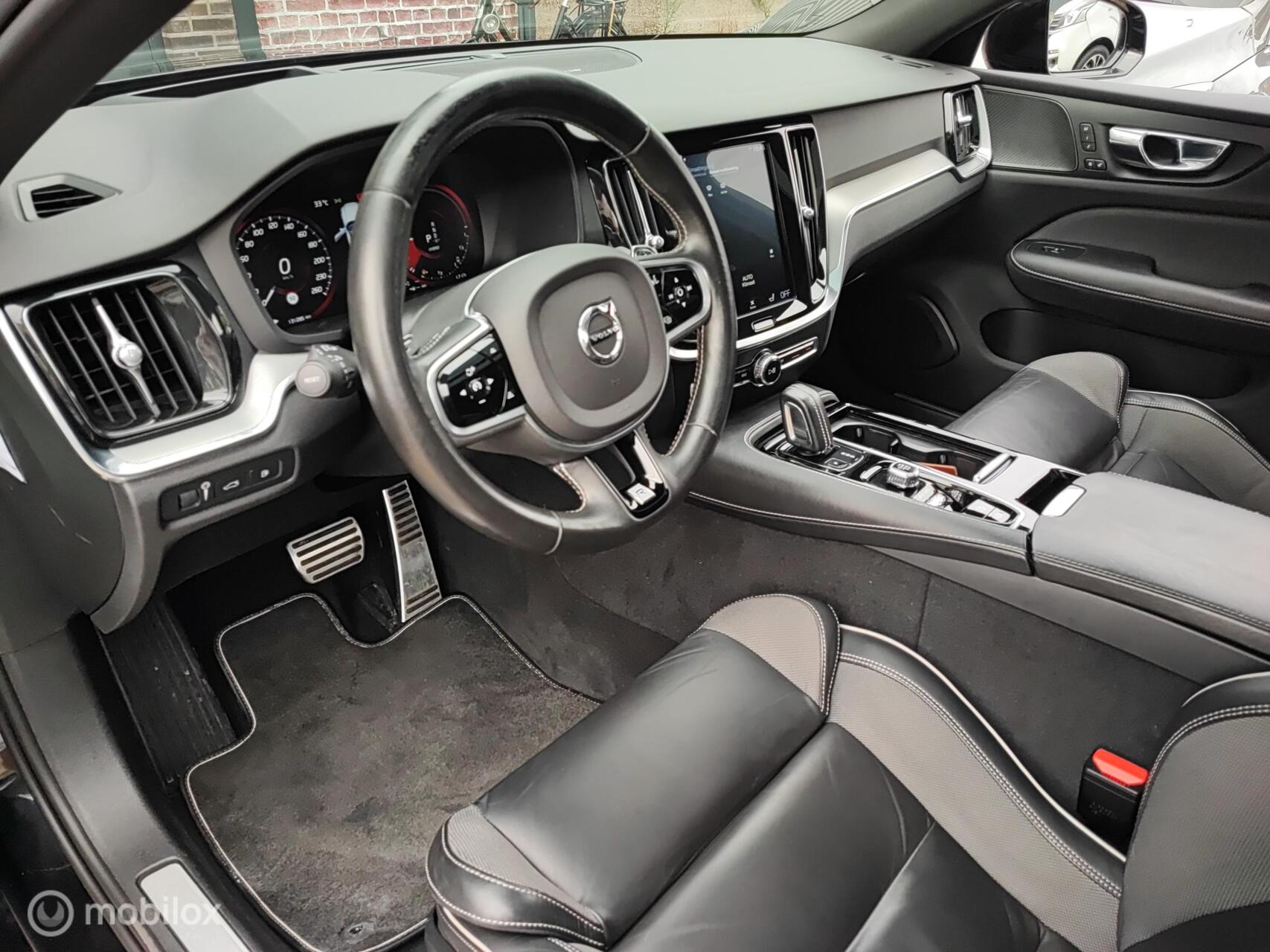 Foto van Volvo S60 T8 Twin Engine