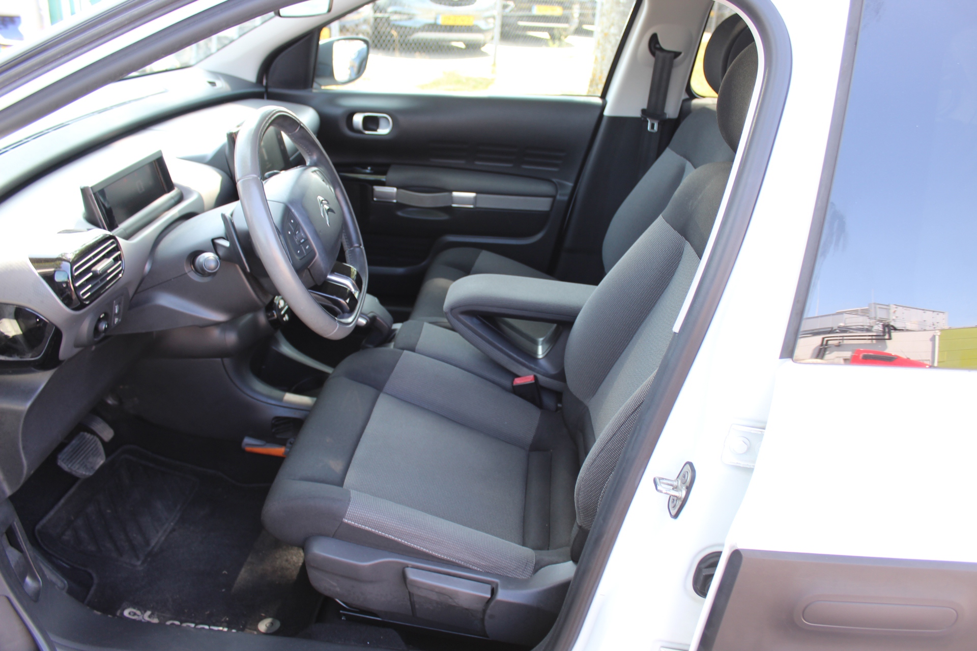 Foto van Citroen C4 Cactus