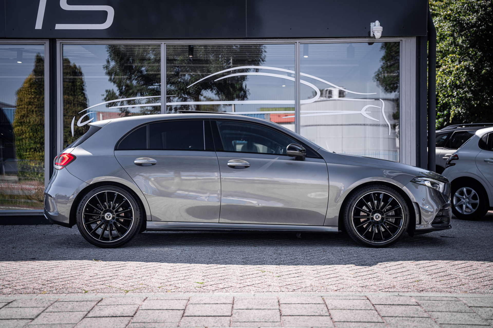 Foto van Mercedes-Benz A 220