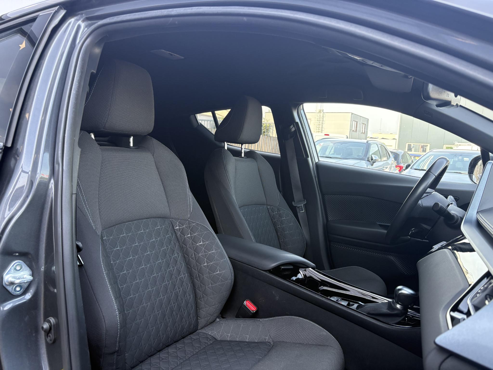 Foto van Toyota Toyota C-hr