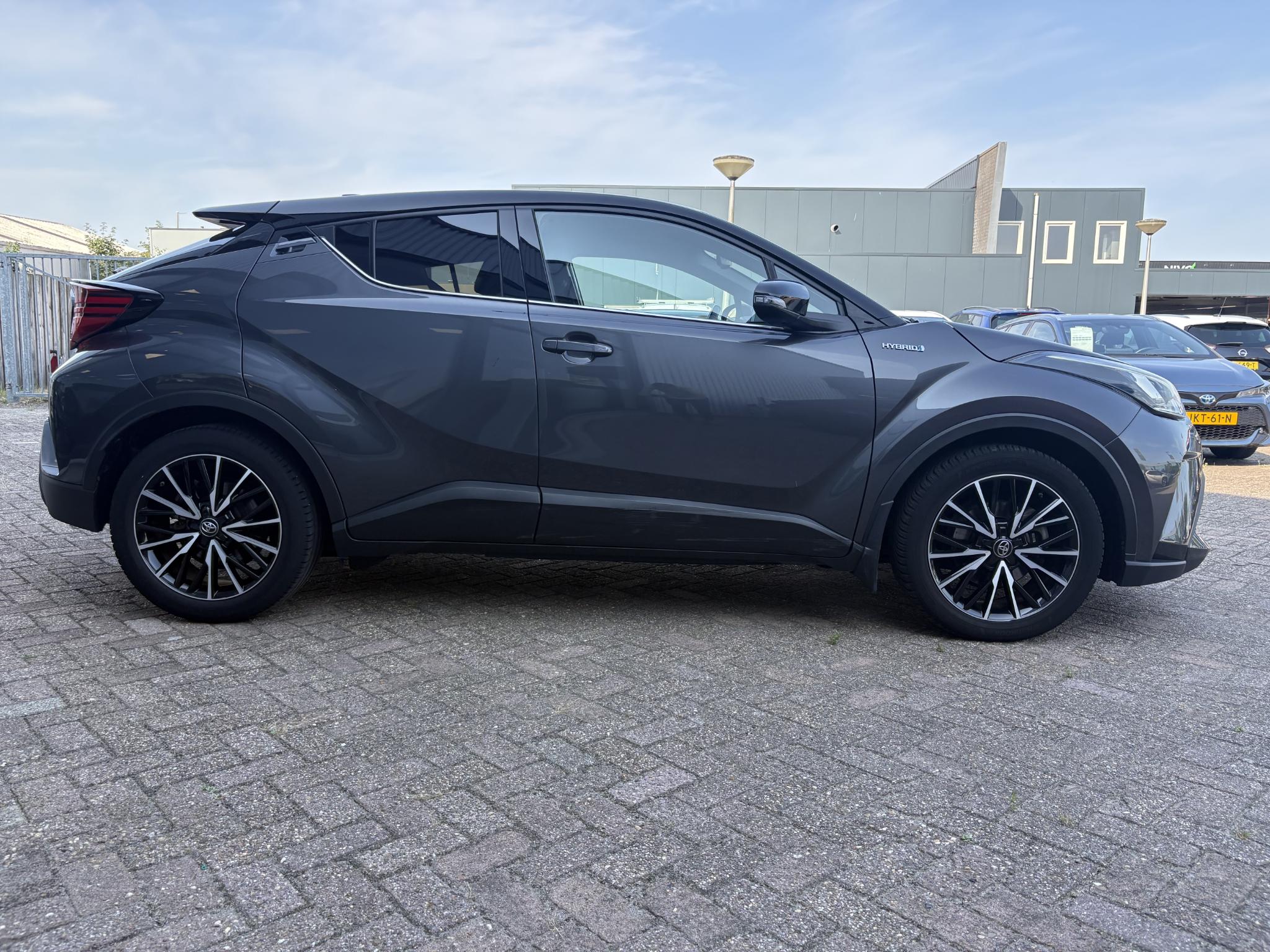 Foto van Toyota Toyota C-hr