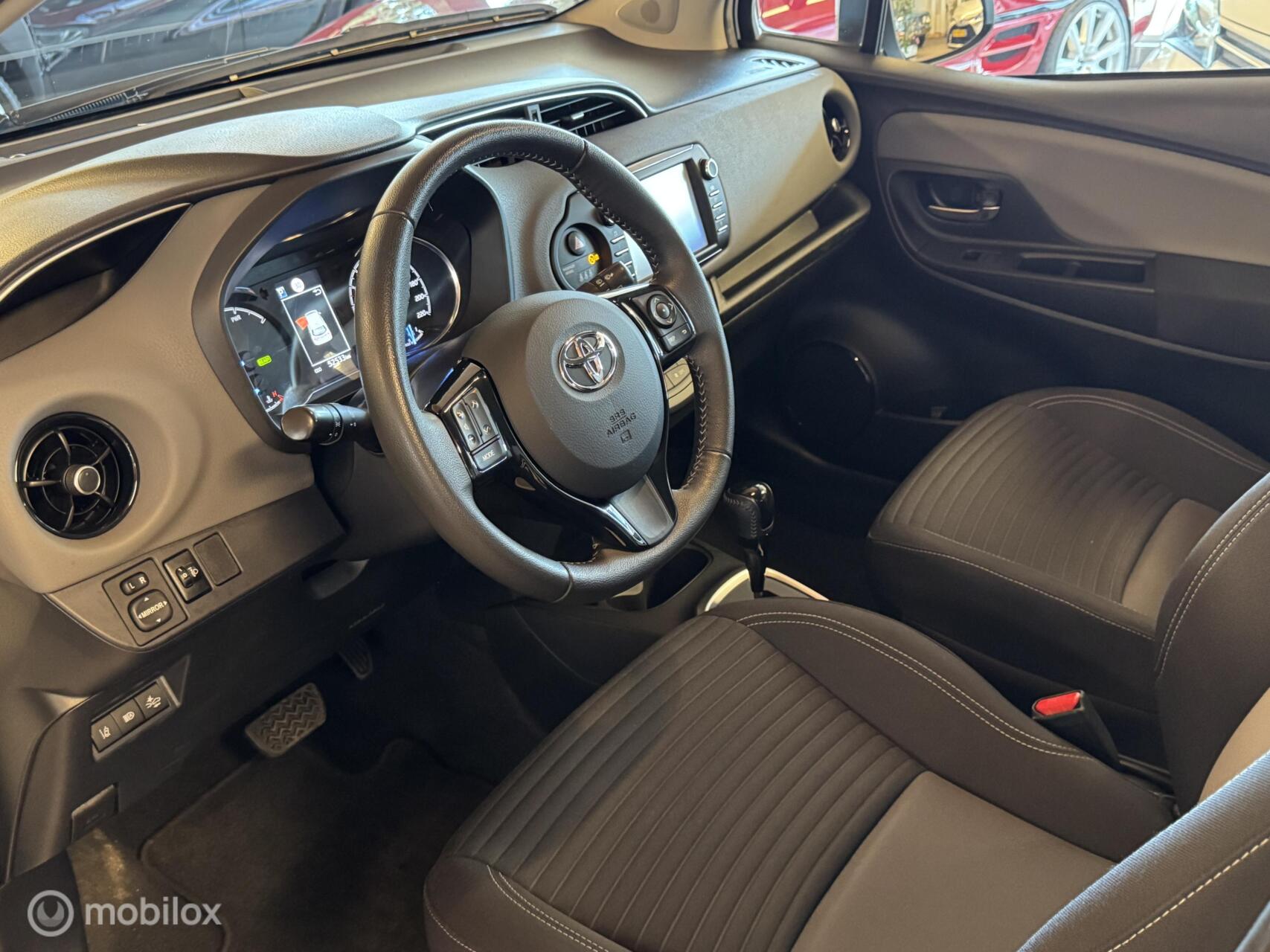 Foto van Toyota Toyota Yaris Hybrid