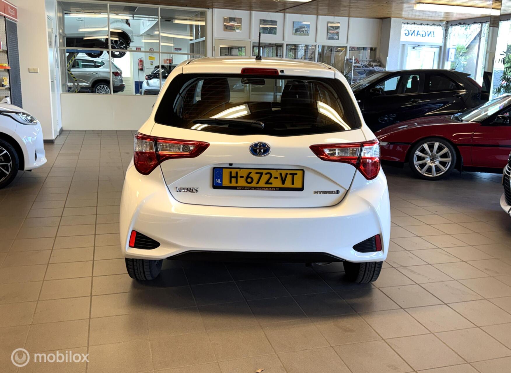 Foto van Toyota Toyota Yaris Hybrid