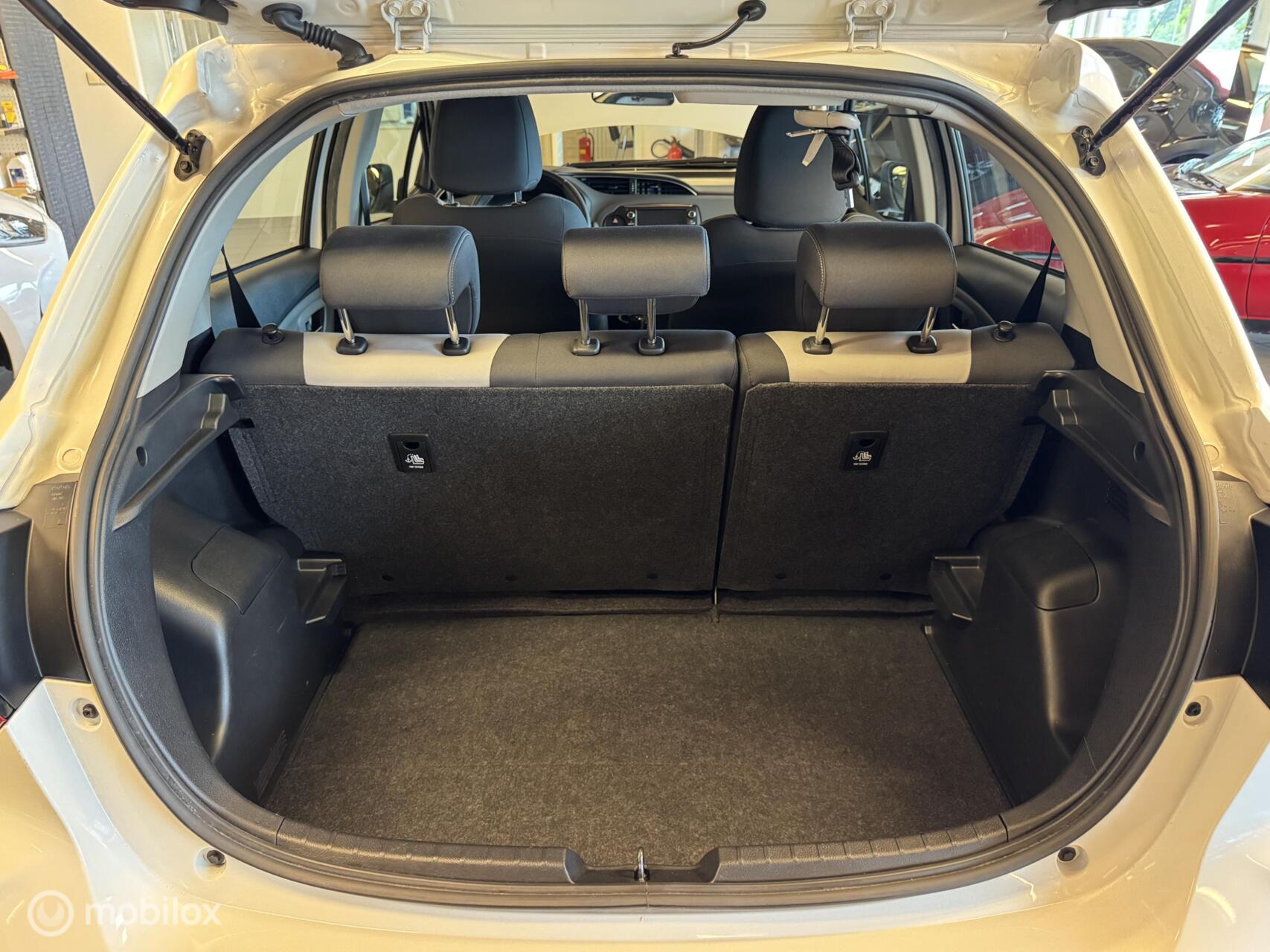 Foto van Toyota Toyota Yaris Hybrid