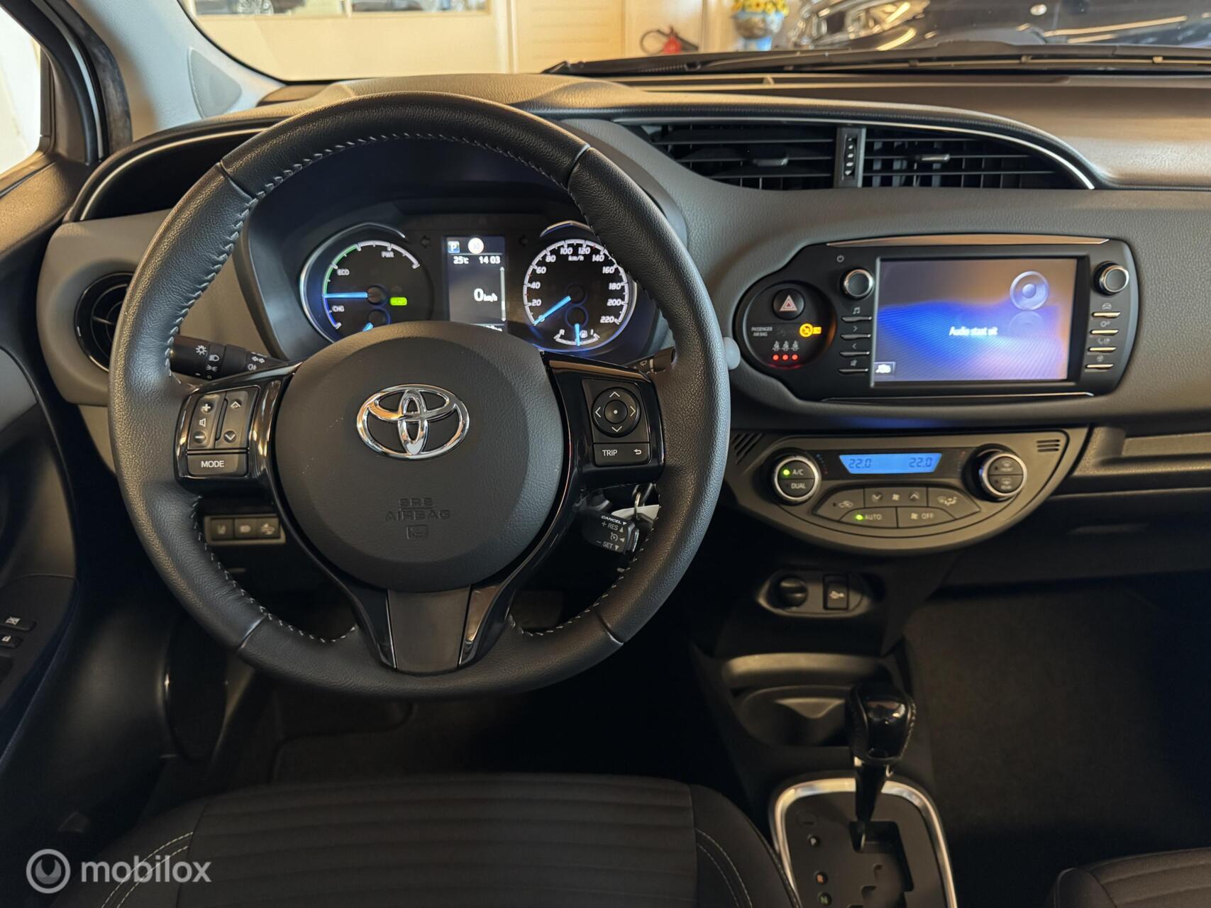 Foto van Toyota Toyota Yaris Hybrid
