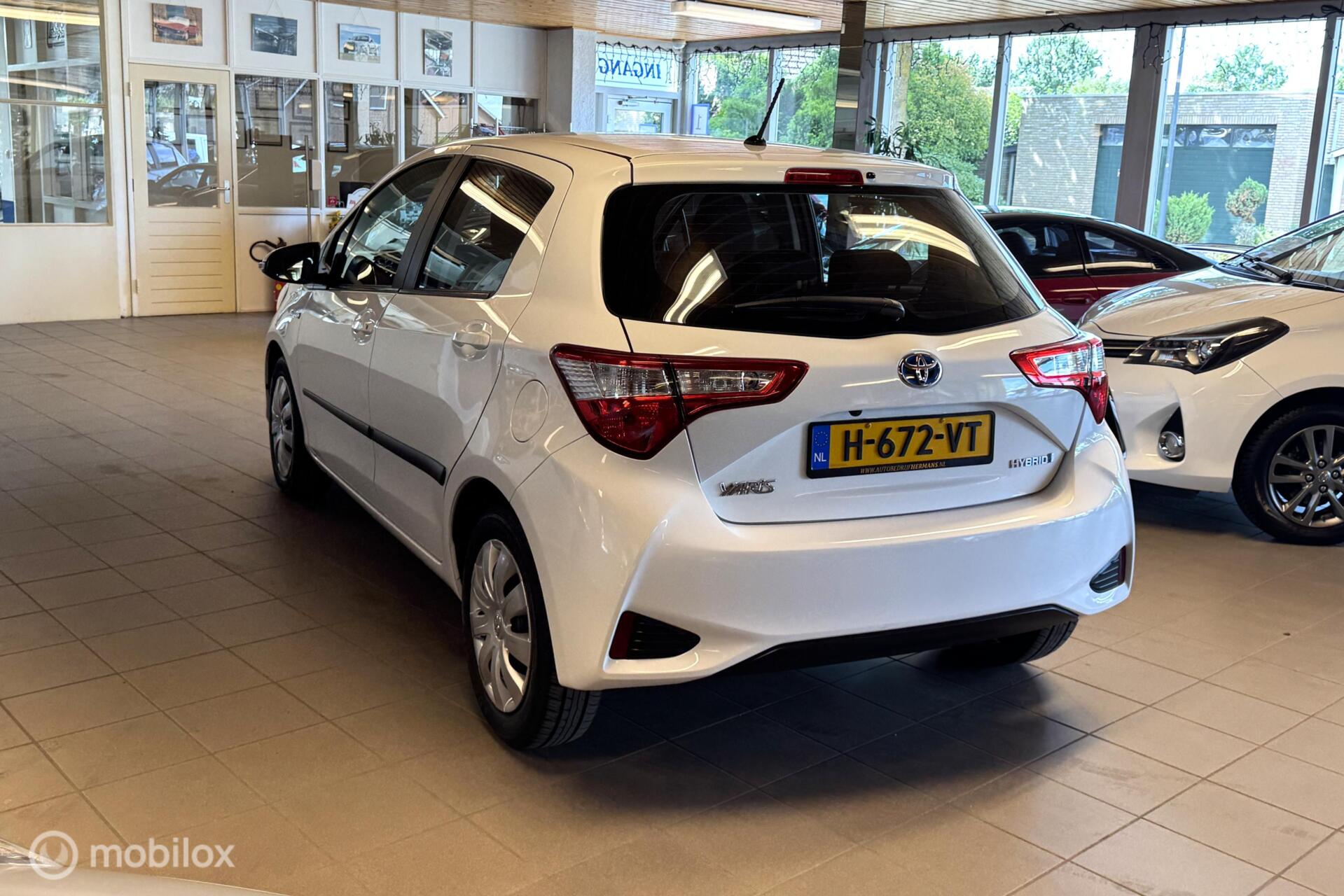Foto van Toyota Toyota Yaris Hybrid