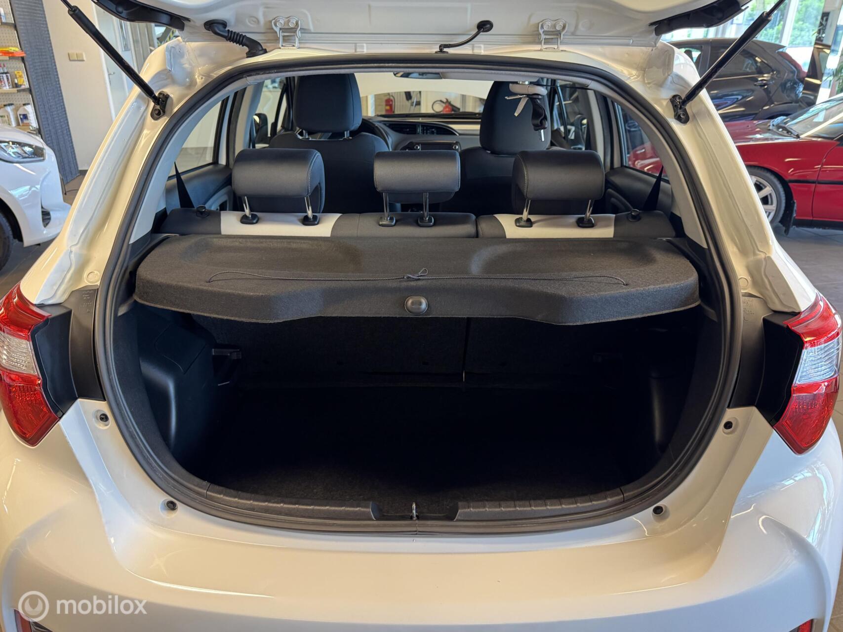 Foto van Toyota Toyota Yaris Hybrid