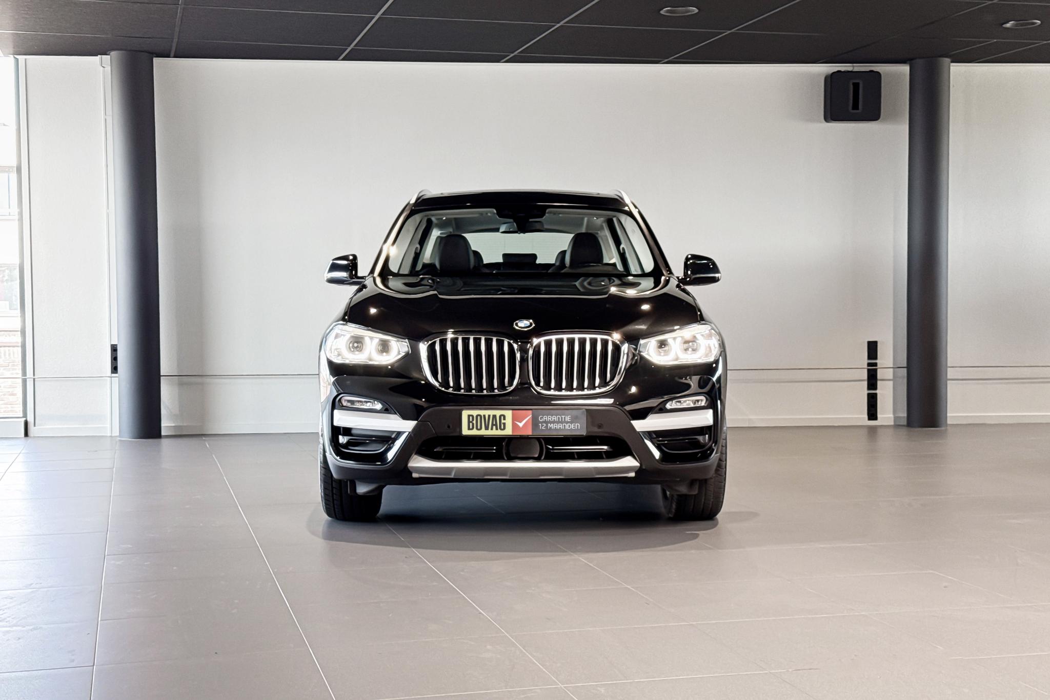 Foto van BMW X3 Xdrive30i