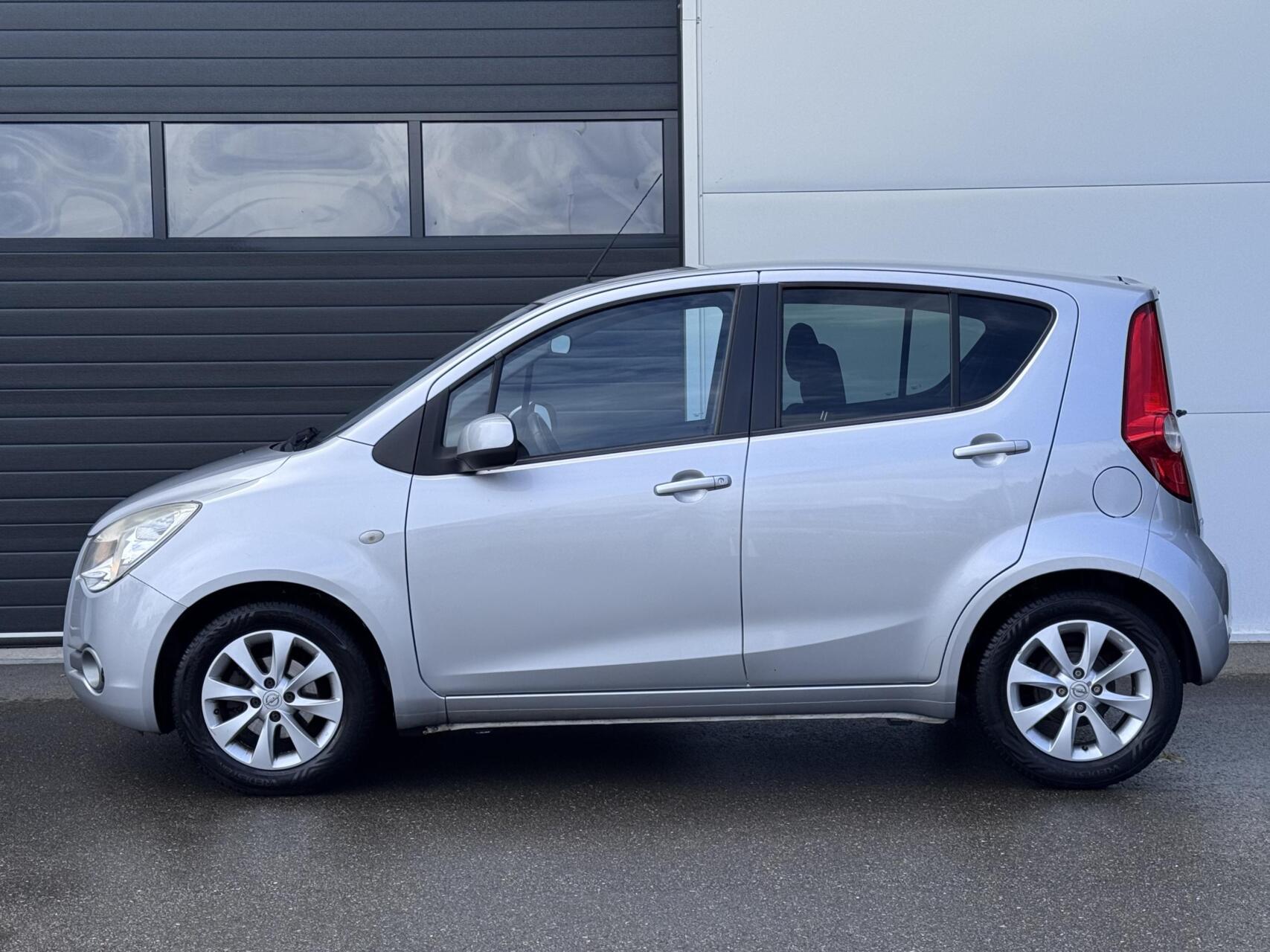 Foto van Opel Agila