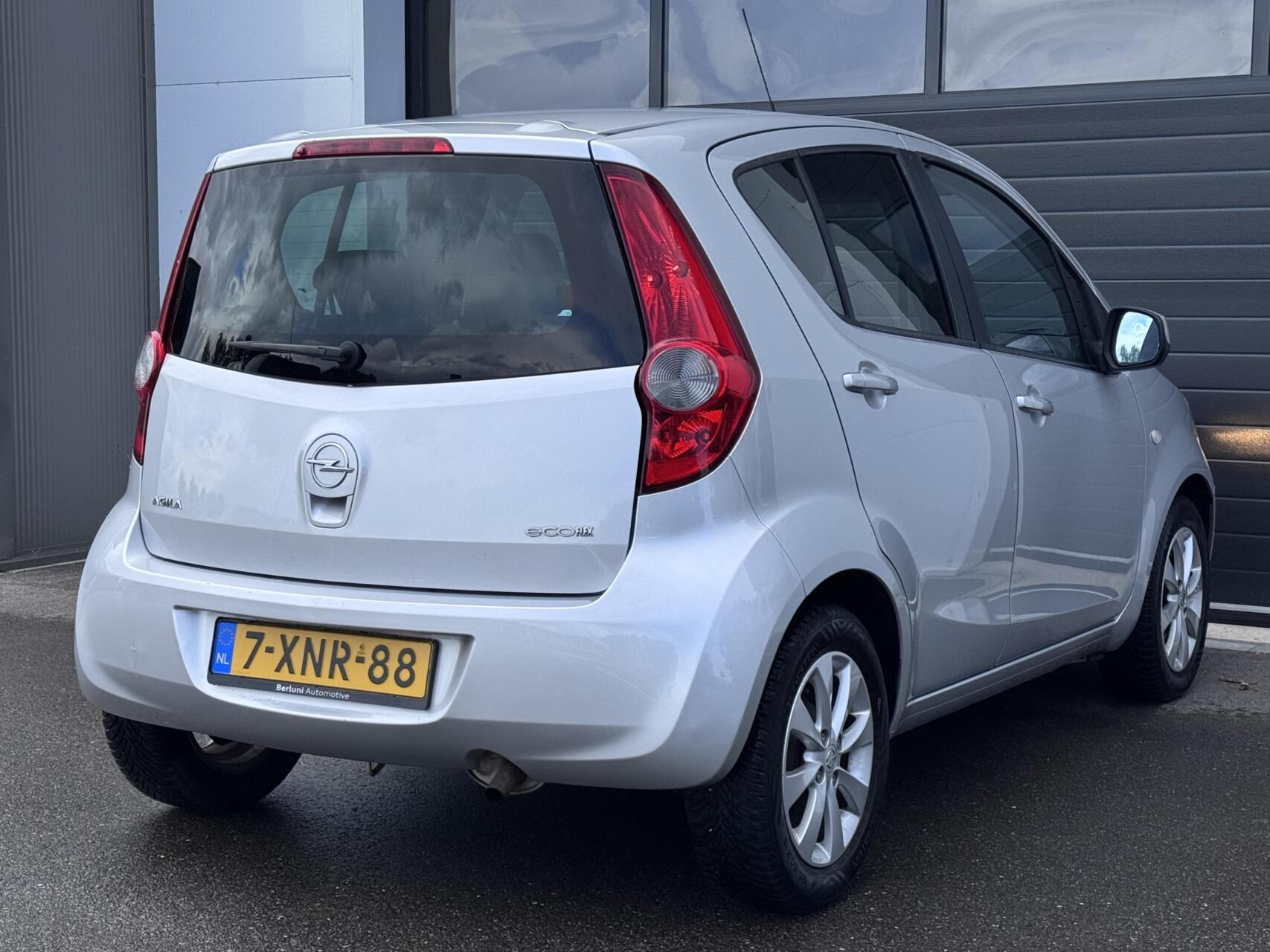 Foto van Opel Agila