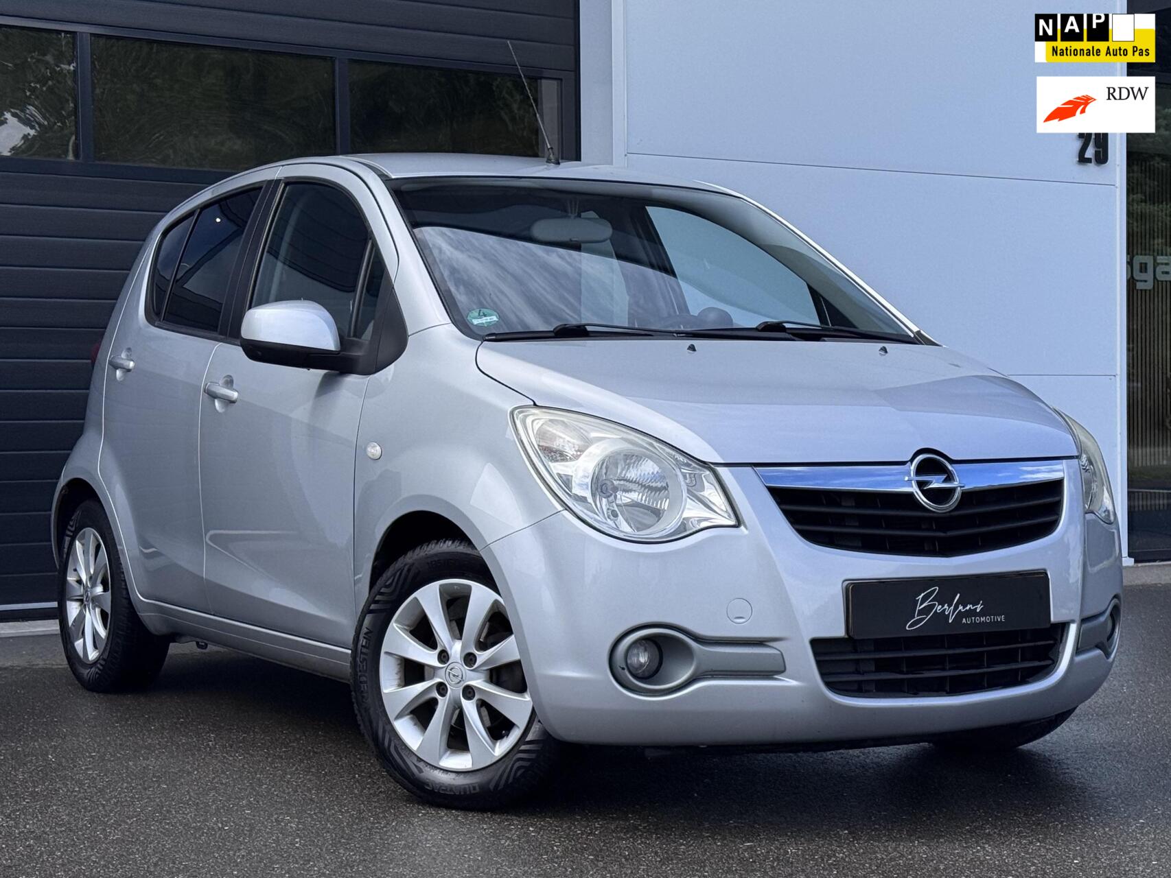 Opel Agila 1.0 Berlin Org NL|Erg nette auto!|TOP-onderhoud.. 2014 - voorkant