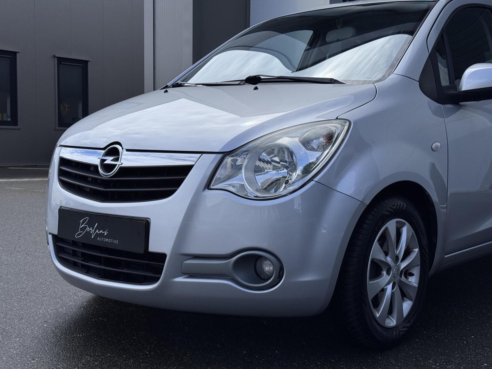 Foto van Opel Agila
