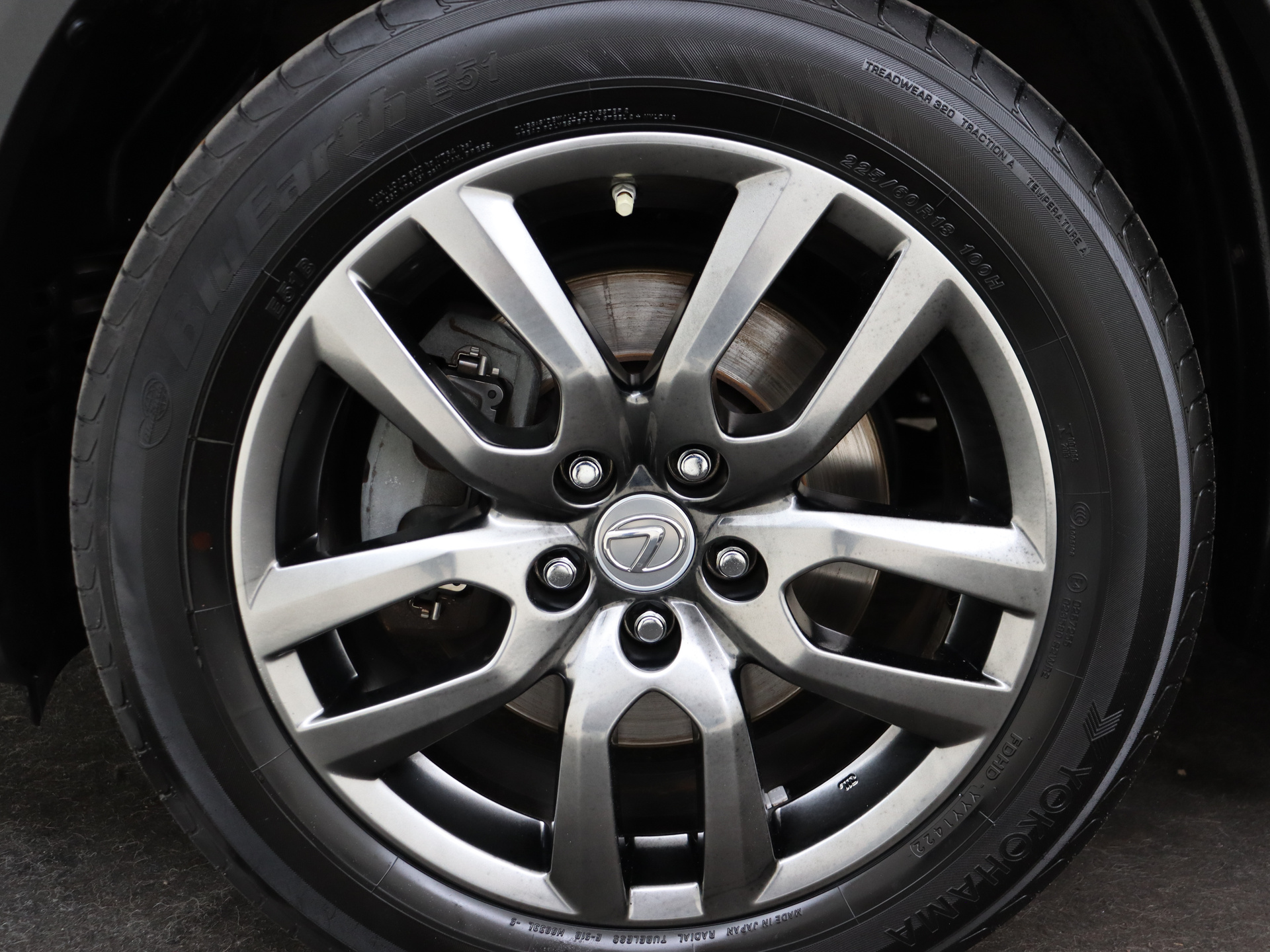 Foto van Lexus Lexus Nx300h