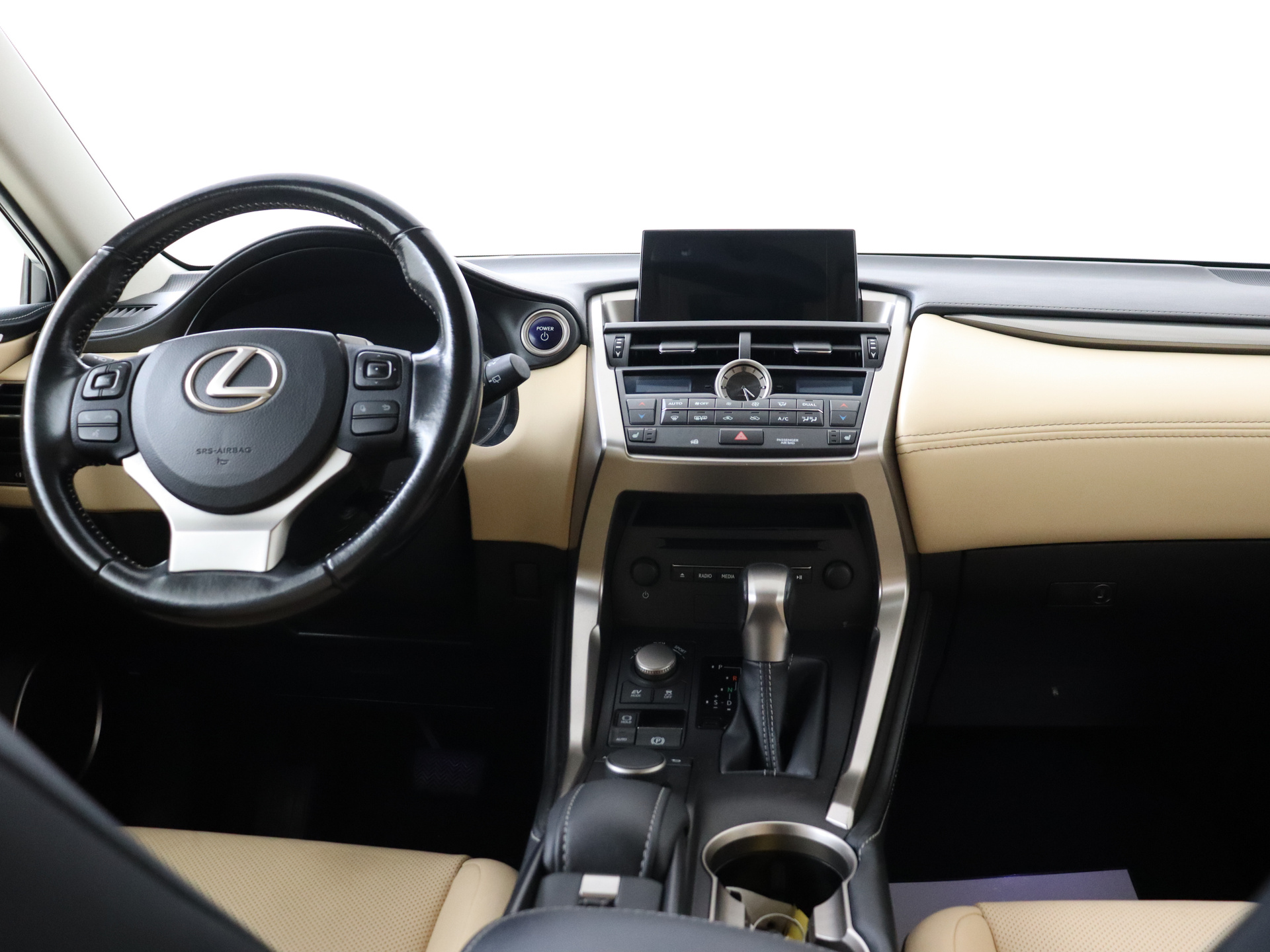Foto van Lexus Lexus Nx300h