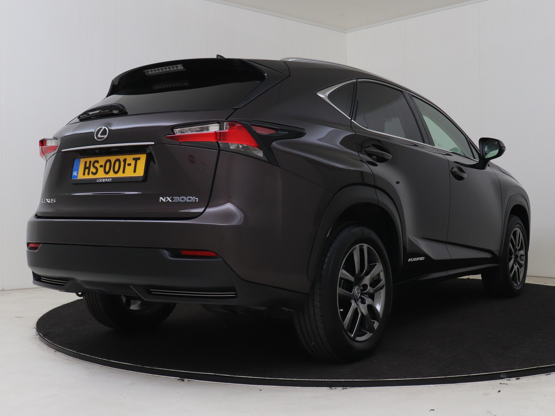 Foto van Lexus Lexus Nx300h