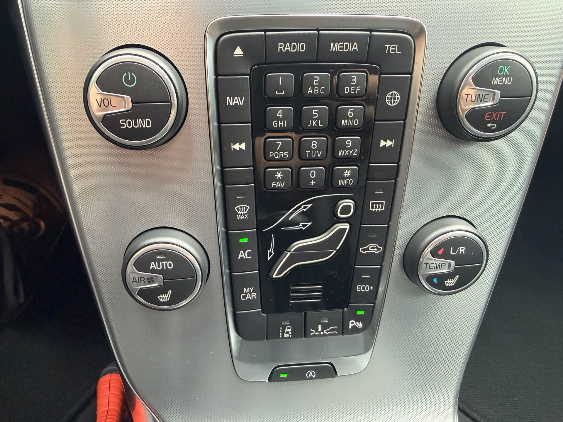 Foto van Volvo V40 Cross Country