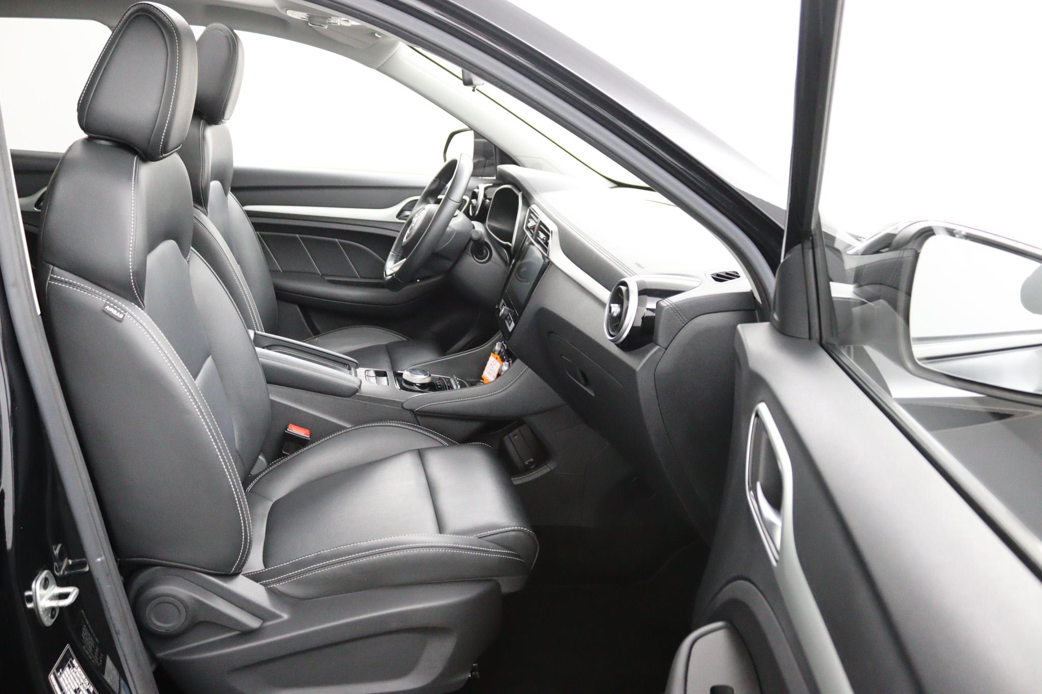 Foto van MG MG ZS