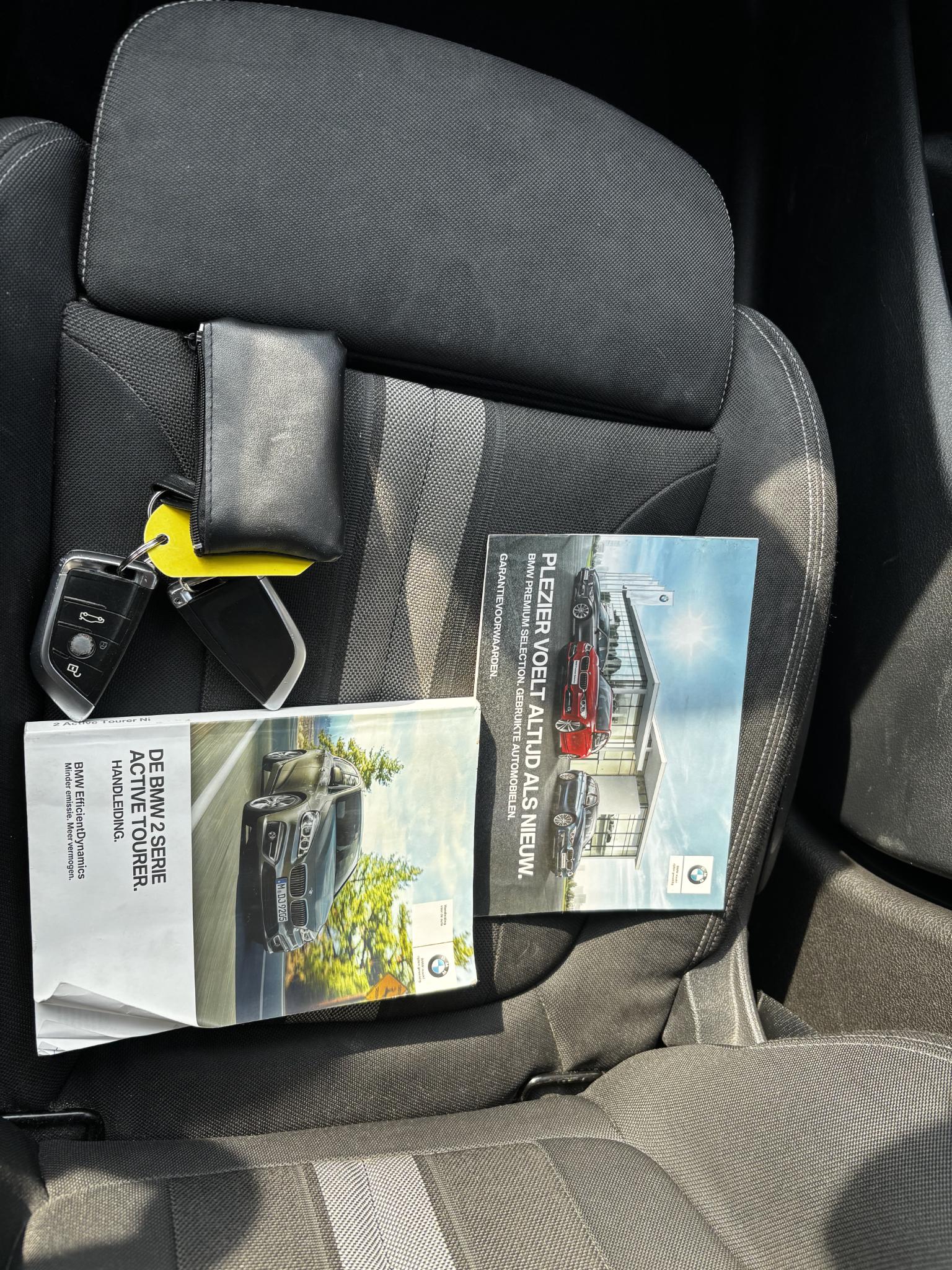 Foto van BMW 216i Active Tourer
