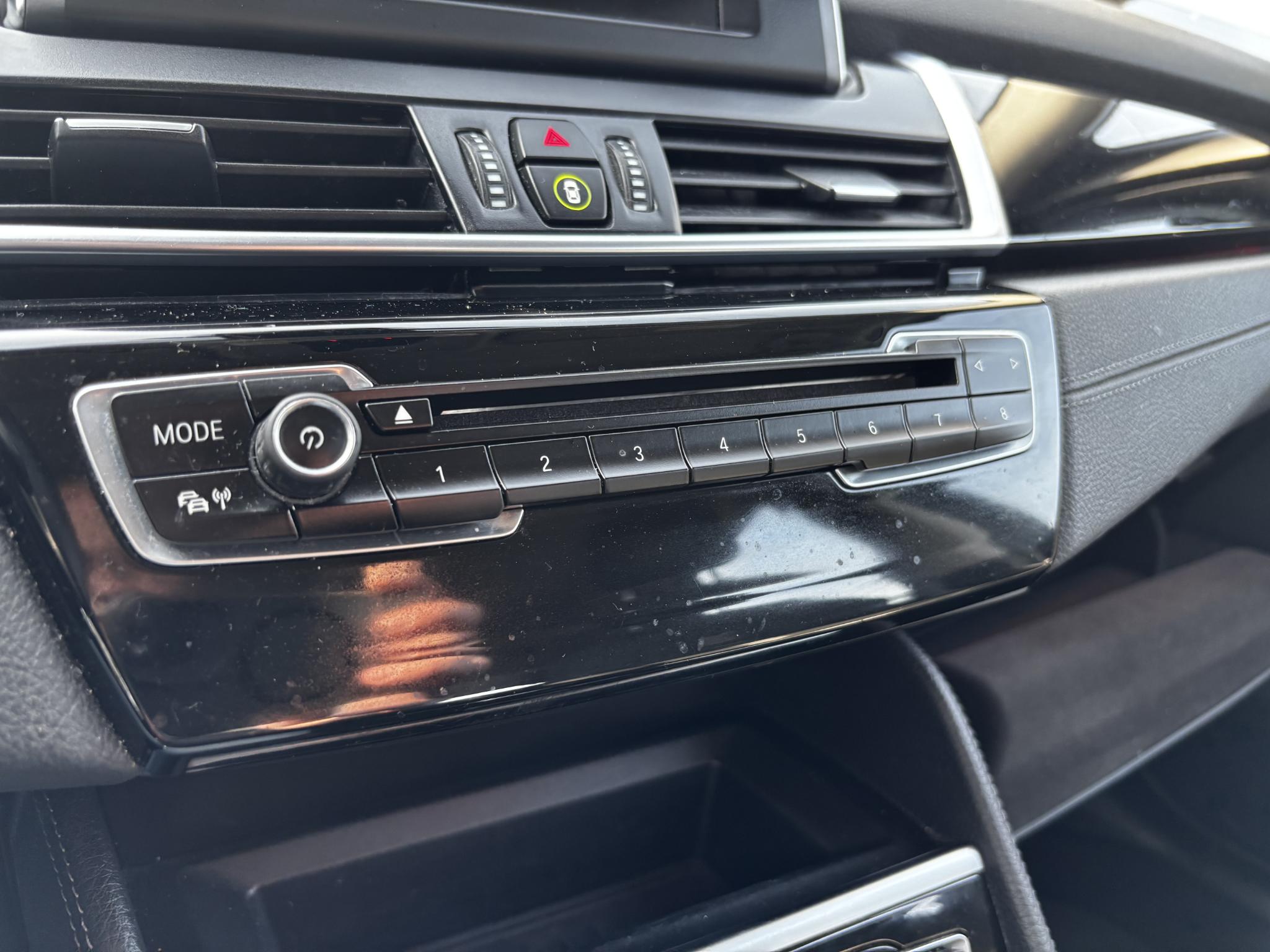 Foto van BMW 216i Active Tourer