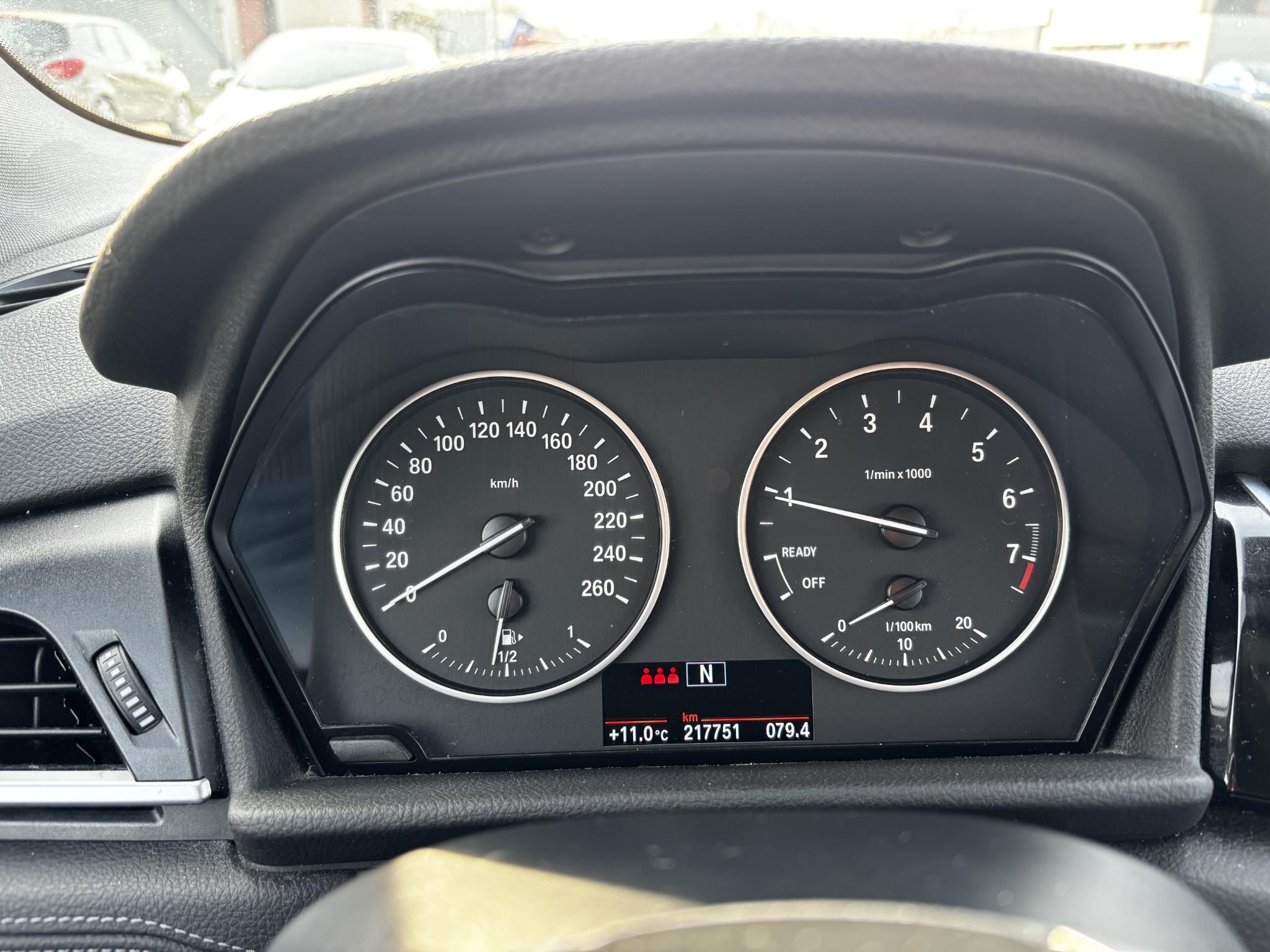 Foto van BMW 216i Active Tourer