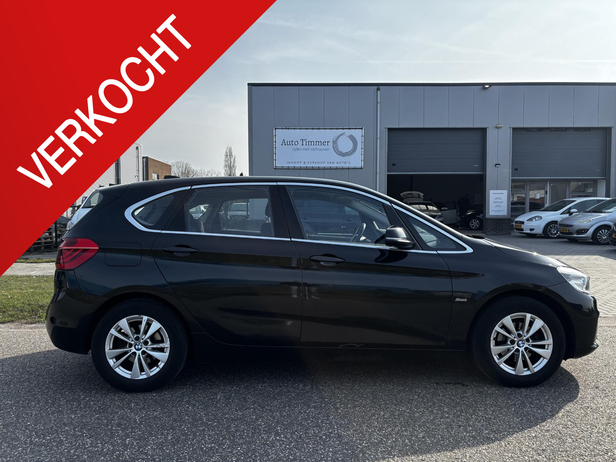 BMW 216i Active Tourer 216i Sport 2016 - voorkant