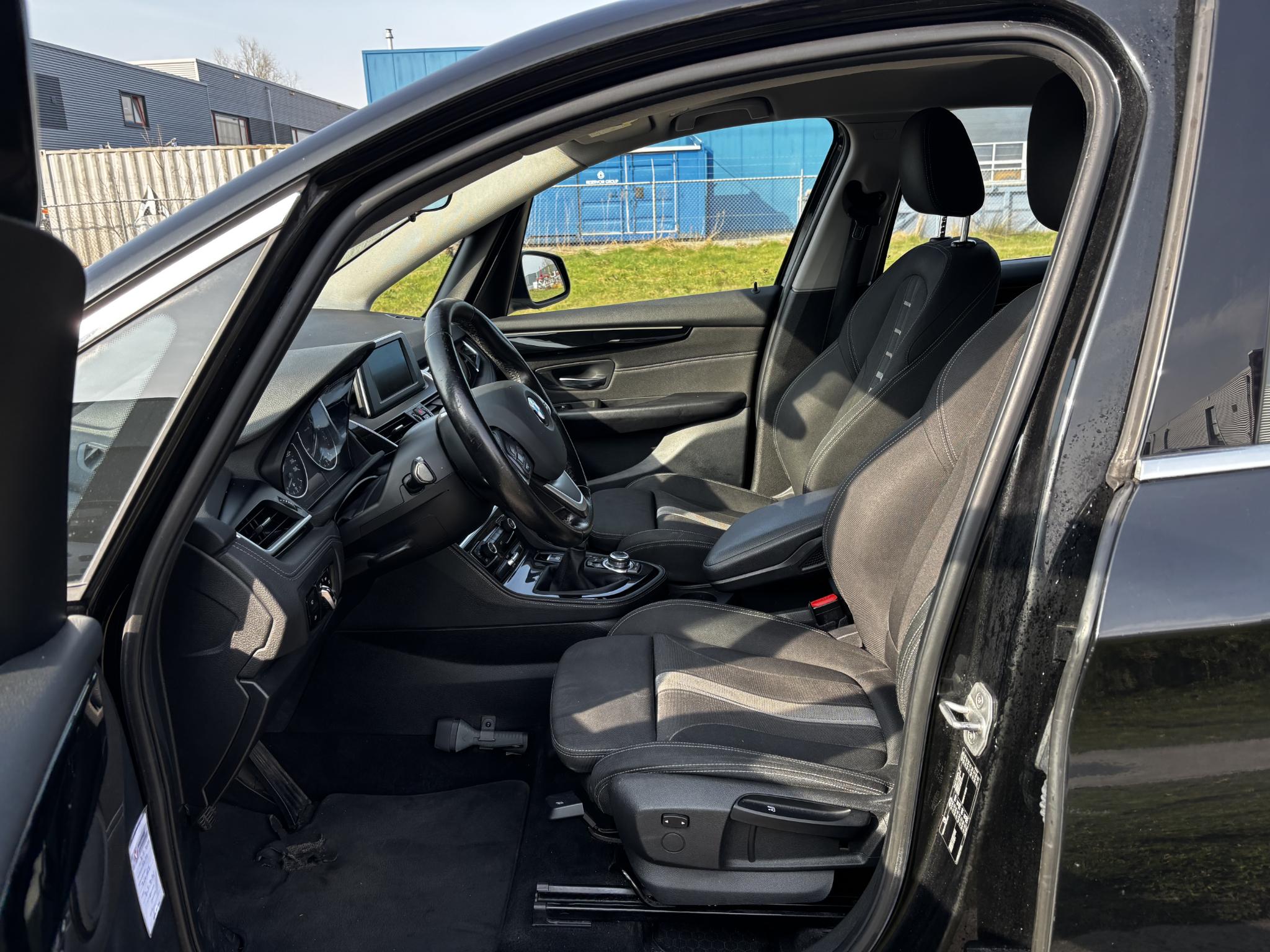 Foto van BMW 216i Active Tourer