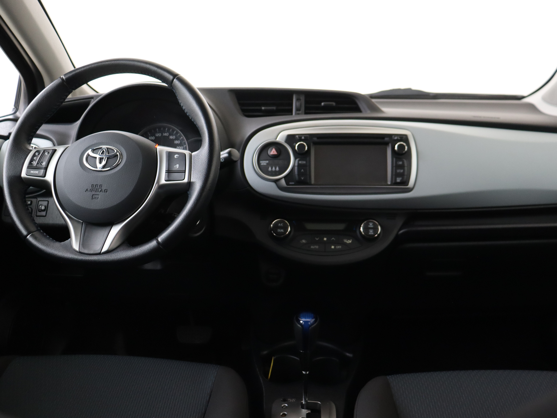 Foto van Toyota Toyota Yaris Hybrid