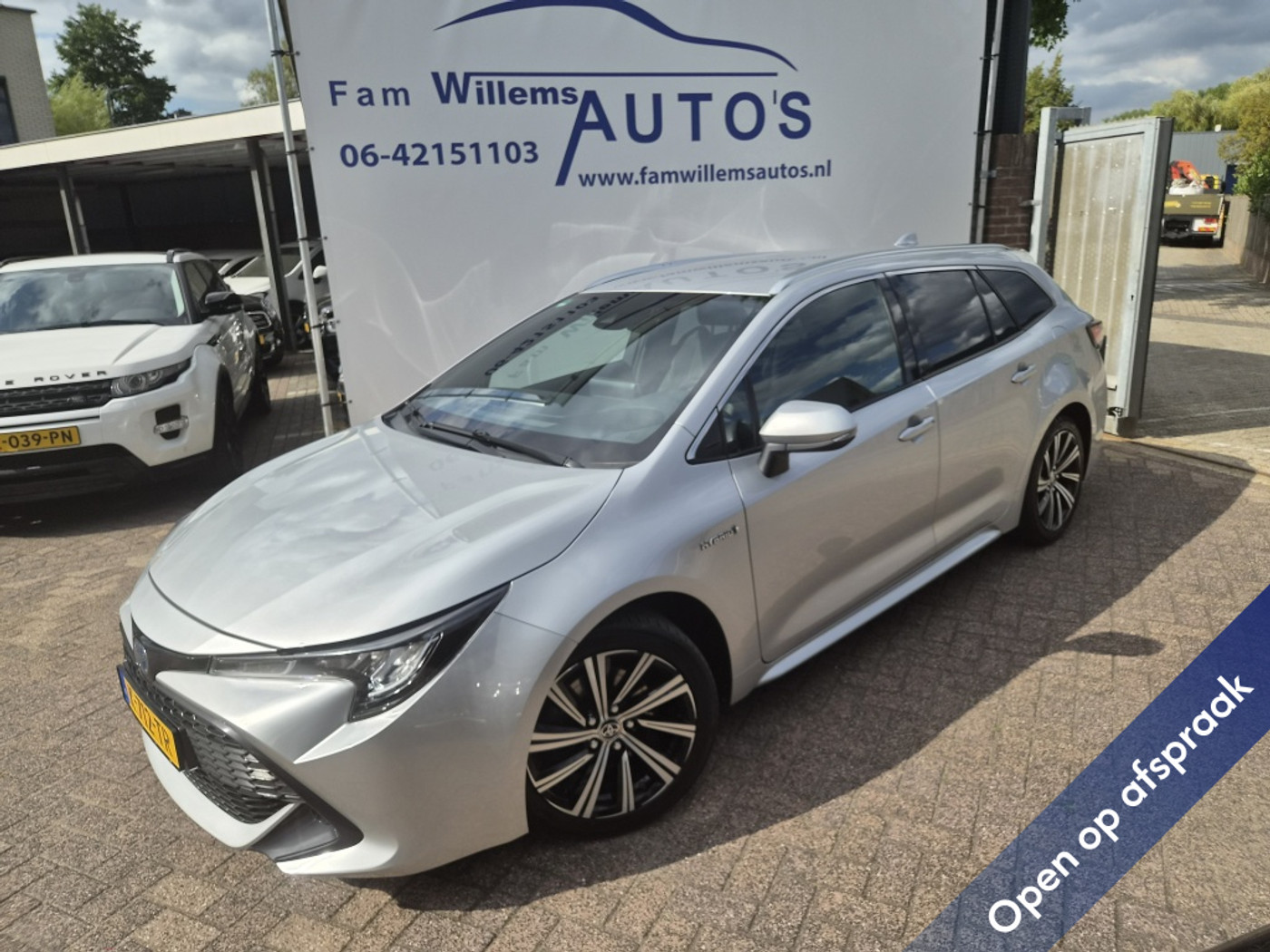Toyota Toyota Corolla 2.0 Hybrid Bns Plus 2021 - voorkant