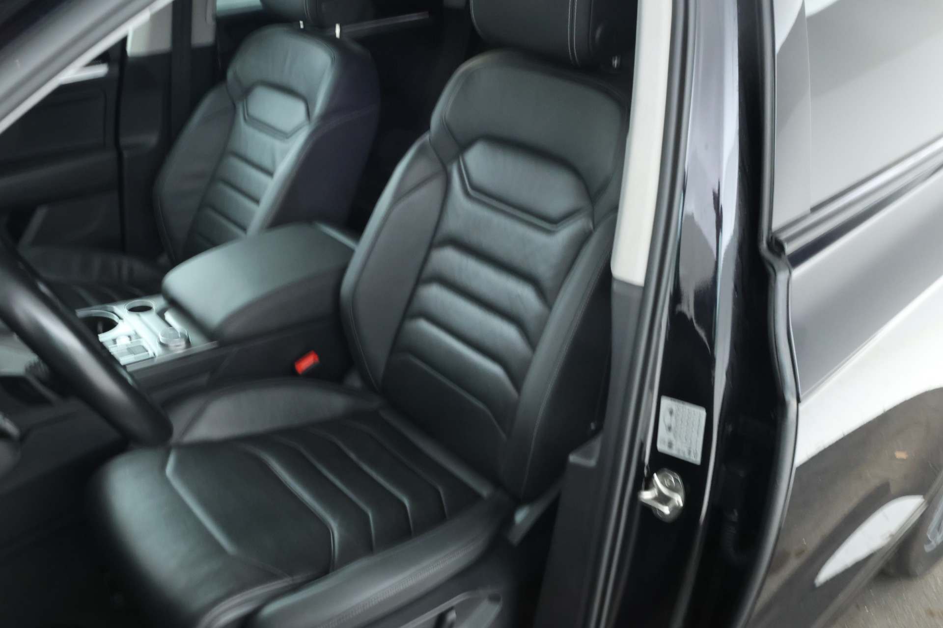 Foto van Volkswagen Touareg Ehybrid