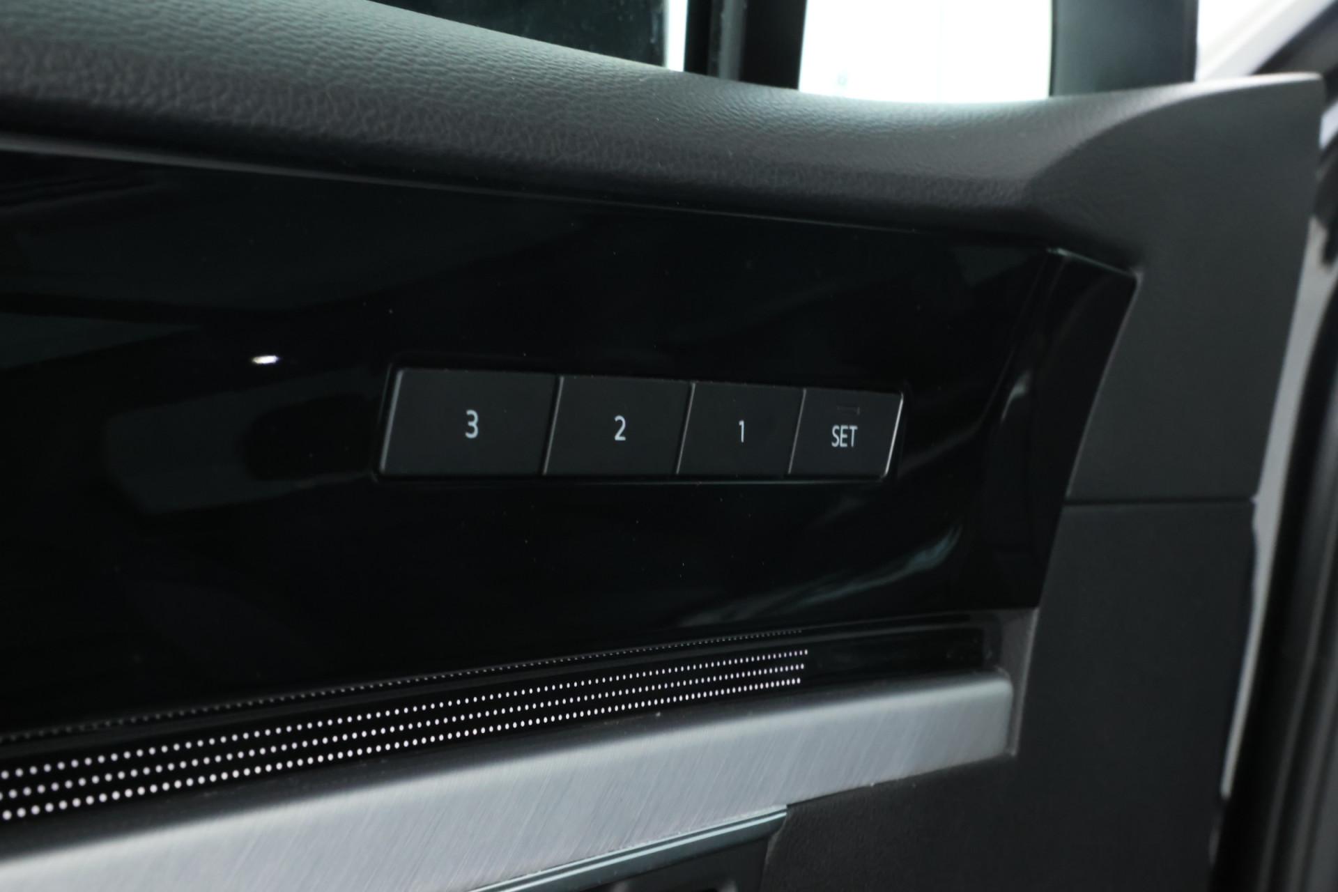 Foto van Volkswagen Touareg Ehybrid