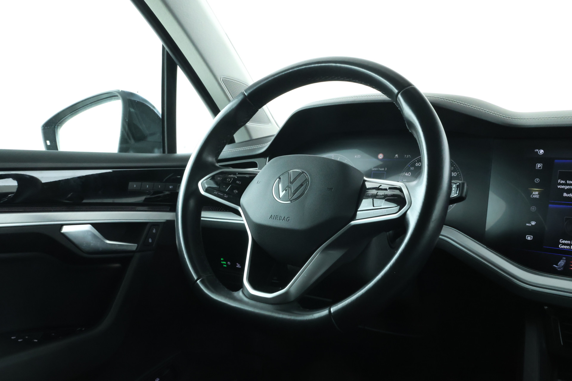 Foto van Volkswagen Touareg Ehybrid