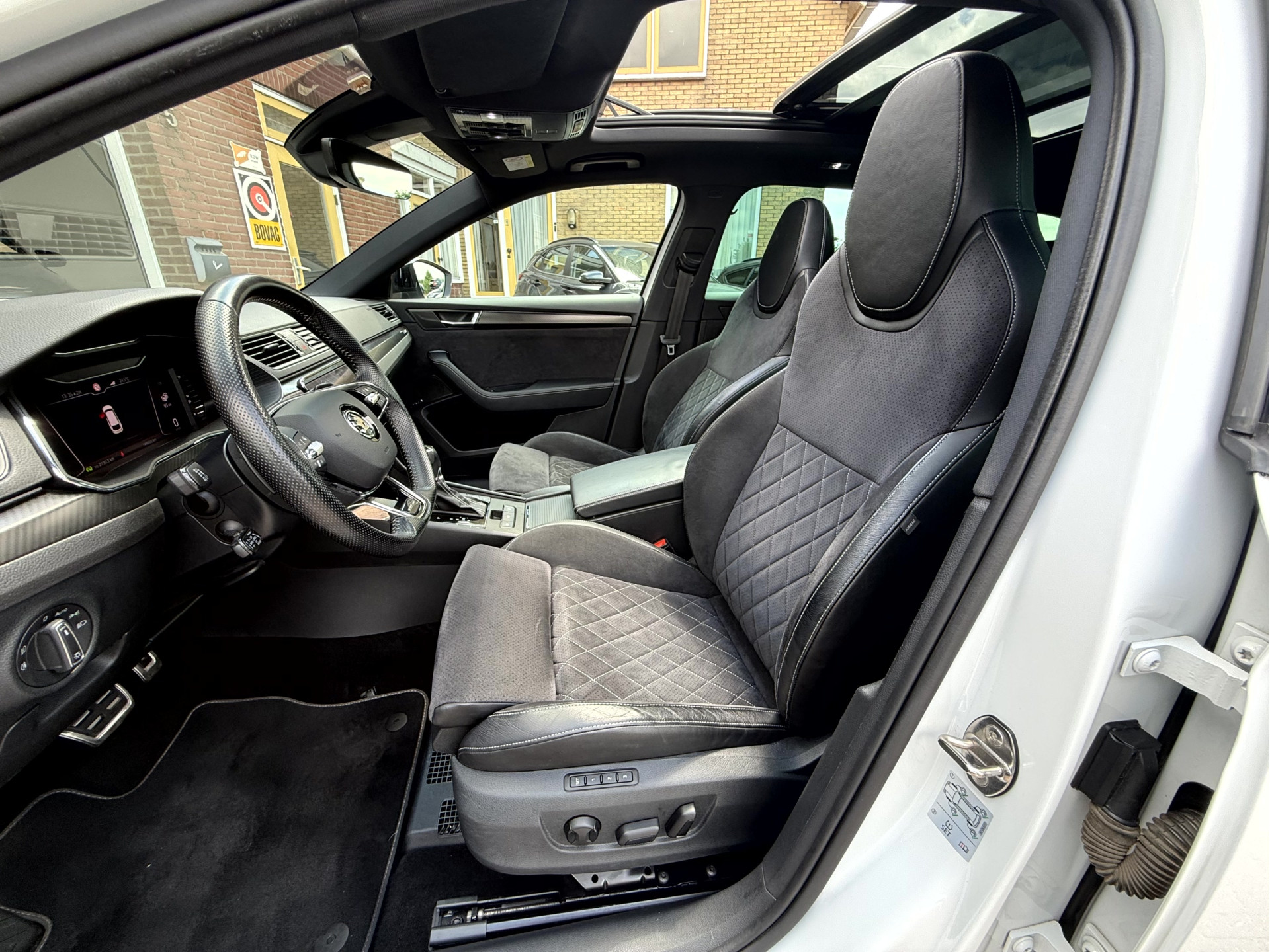 Foto van Skoda Superb