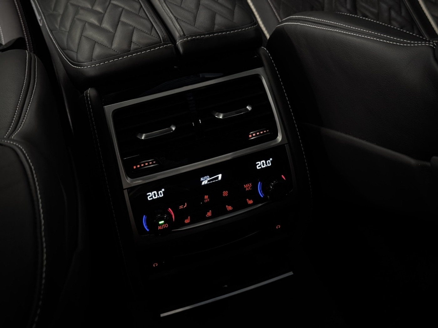 Foto van BMW 745le xDrive