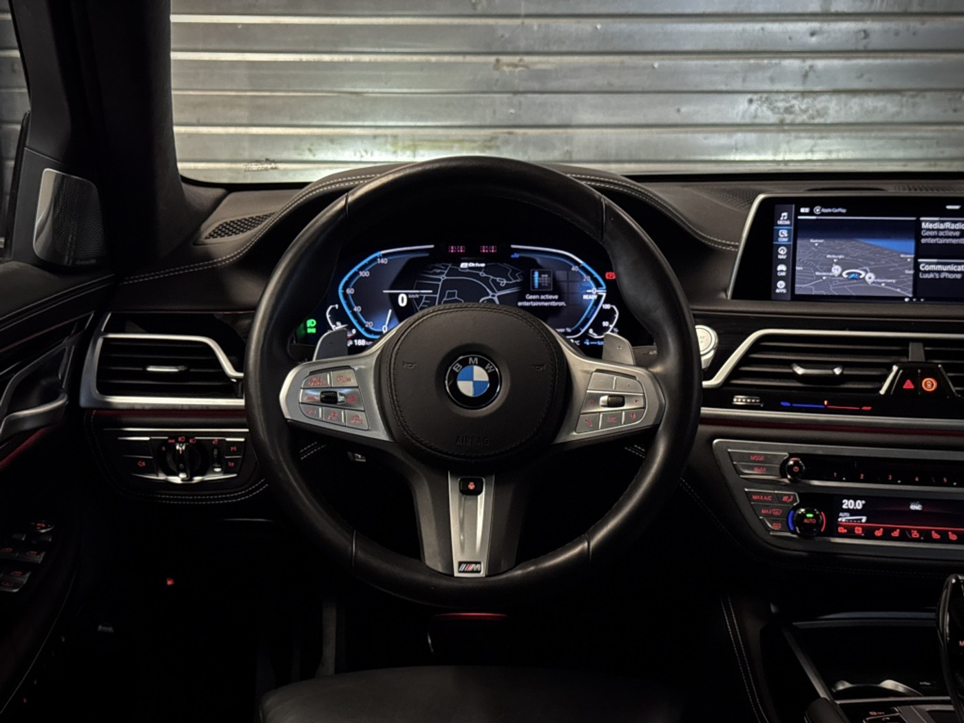 Foto van BMW 745le xDrive
