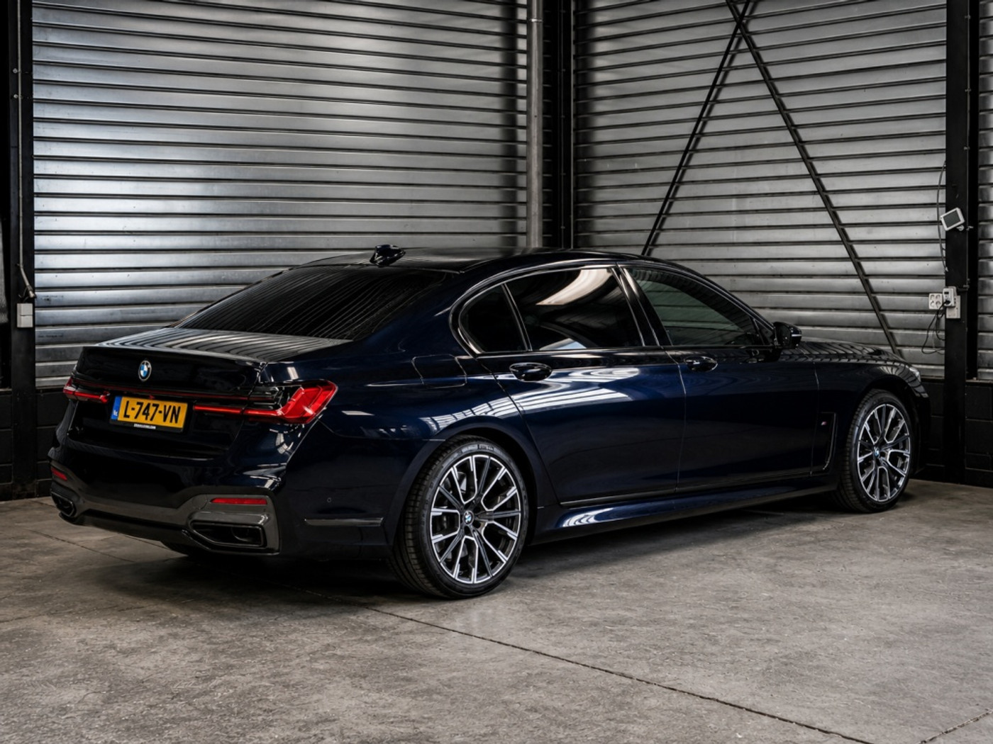 Foto van BMW 745le xDrive