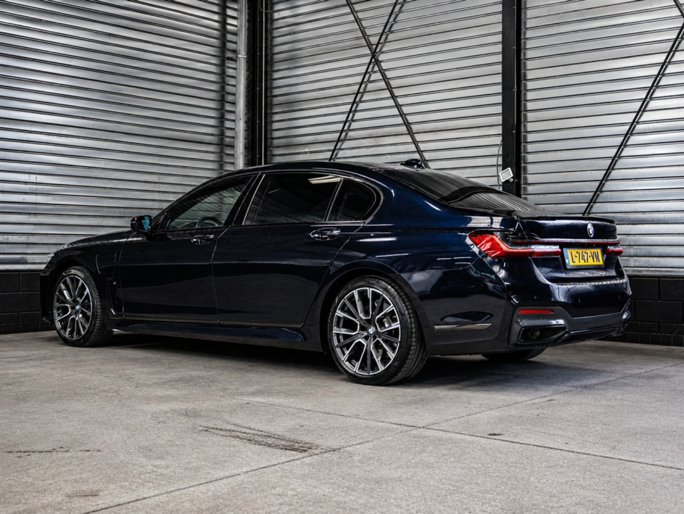 Foto van BMW 745le xDrive